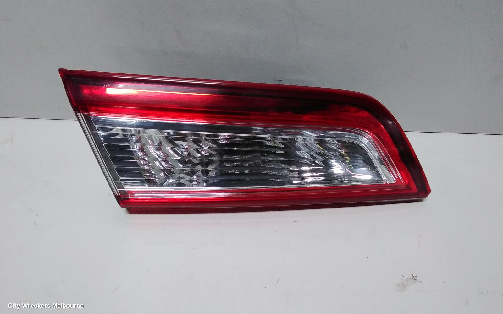 TOYOTA CAMRY REAR GARNISH, BOOTLID LAMP (LH SIDE), ASV50, 12/2011 - 05/2015