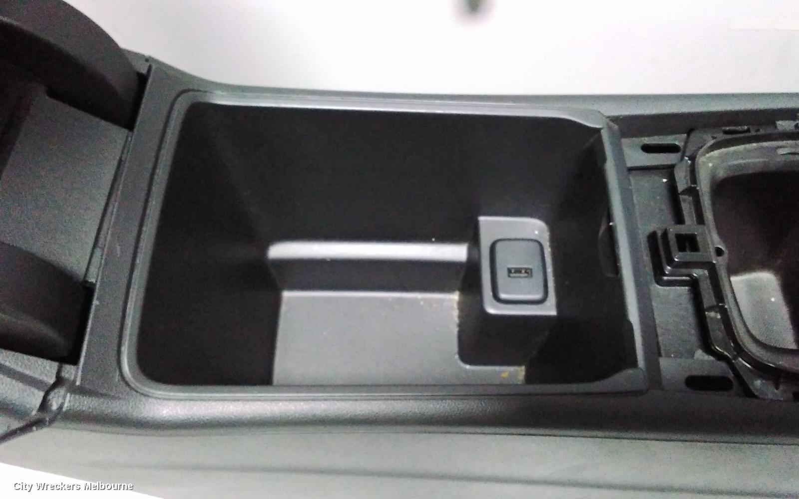 HOLDEN COMMODORE CONSOLE, CONSOLE ASSY, LEATHER/PERFORATED, RS-V/VRX/CALAIS-V, BZ, 10/2017 - 12/2020