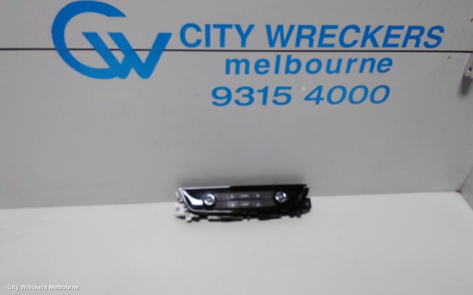HOLDEN COMMODORE HEATER/AC CONTROLS, DUAL CLIMATE CONTROL, NON HEATED SEAT TYPE, ZB, 10/2017 - 12/2020
