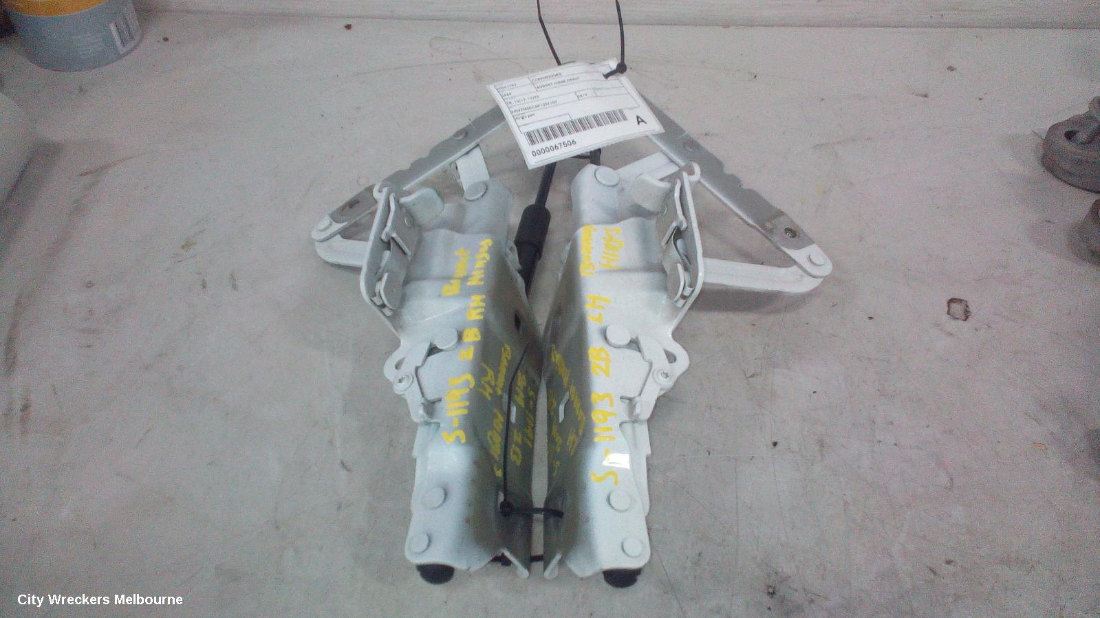 HOLDEN COMMODORE BONNET HINGE/STRUT, ZB, 10/2017 - 12/2020
