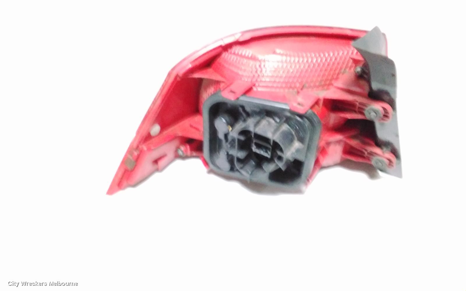 VOLKSWAGEN PASSAT RIGHT TAILLIGHT, 3C/MK6 B7, SEDAN, NON LED TYPE, 09/2010 - 05/2015