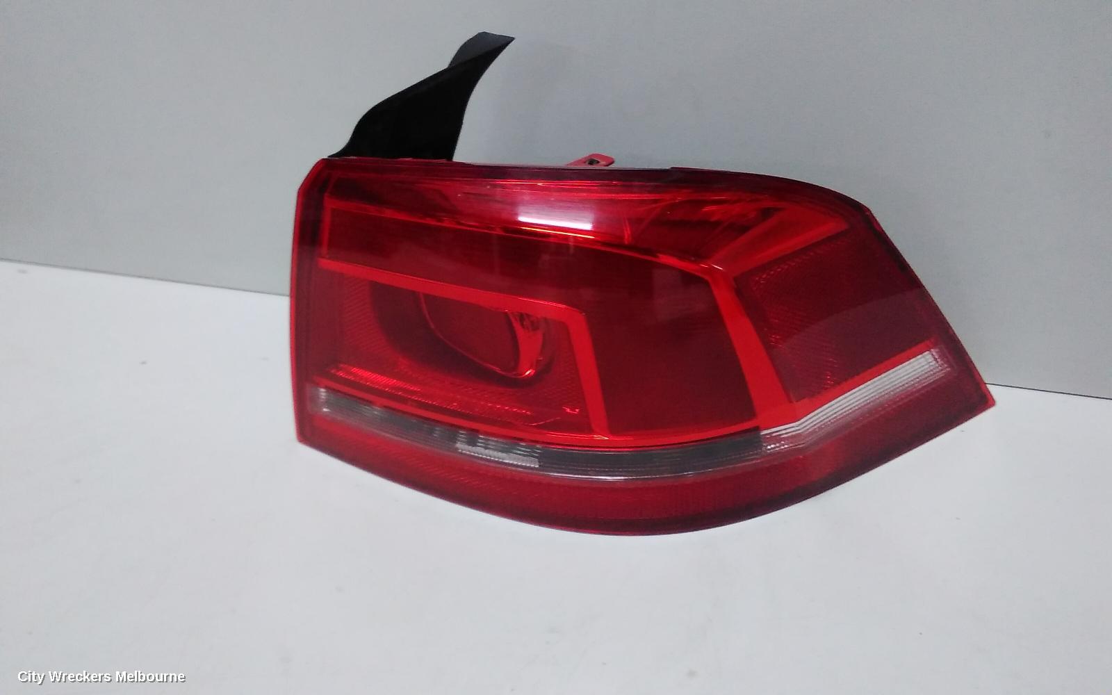 VOLKSWAGEN PASSAT RIGHT TAILLIGHT, 3C/MK6 B7, SEDAN, NON LED TYPE, 09/2010 - 05/2015