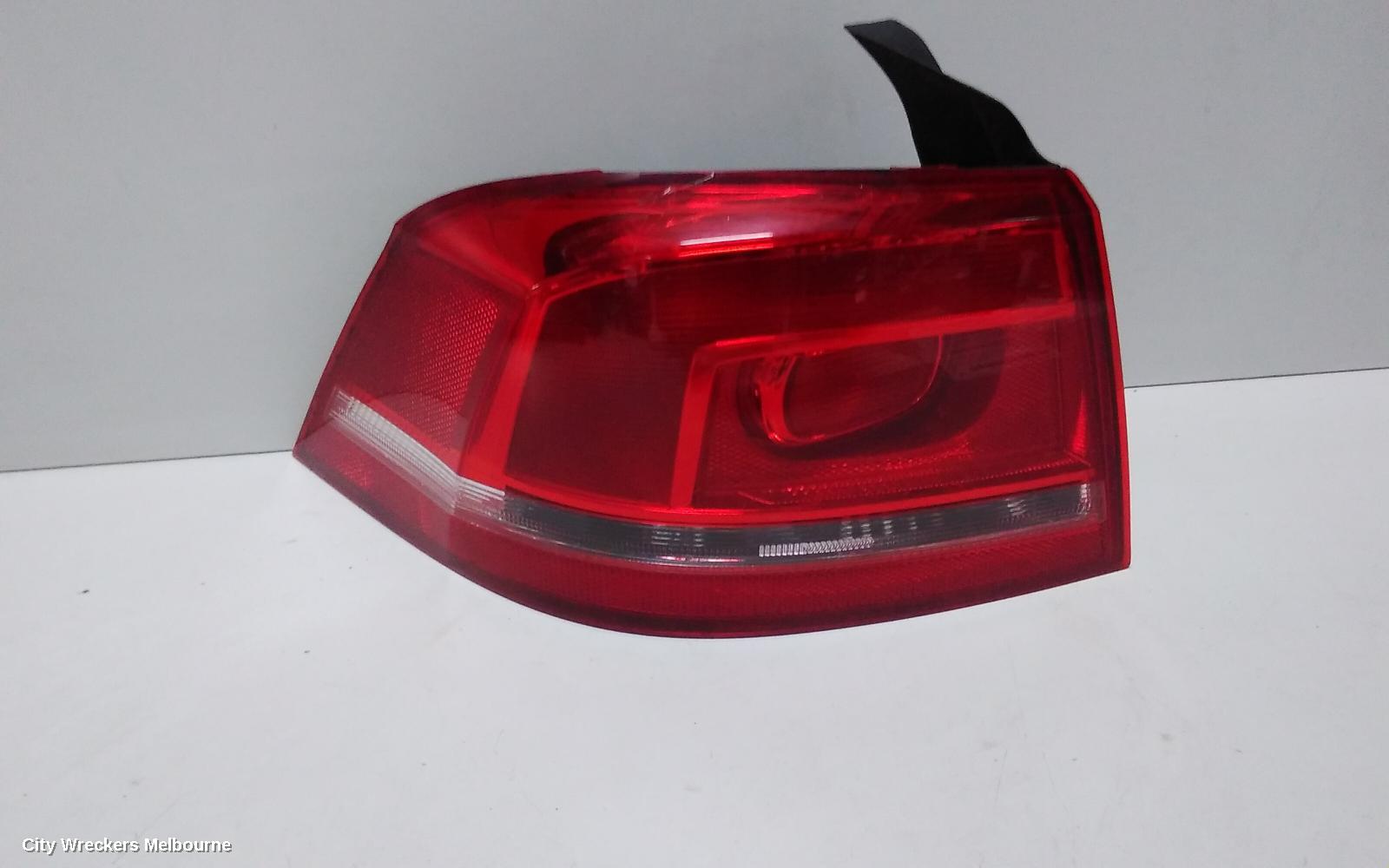 VOLKSWAGEN PASSAT LEFT TAILLIGHT, 3C/MK6 B7, SEDAN, NON LED TYPE, 09/2010 - 05/2015