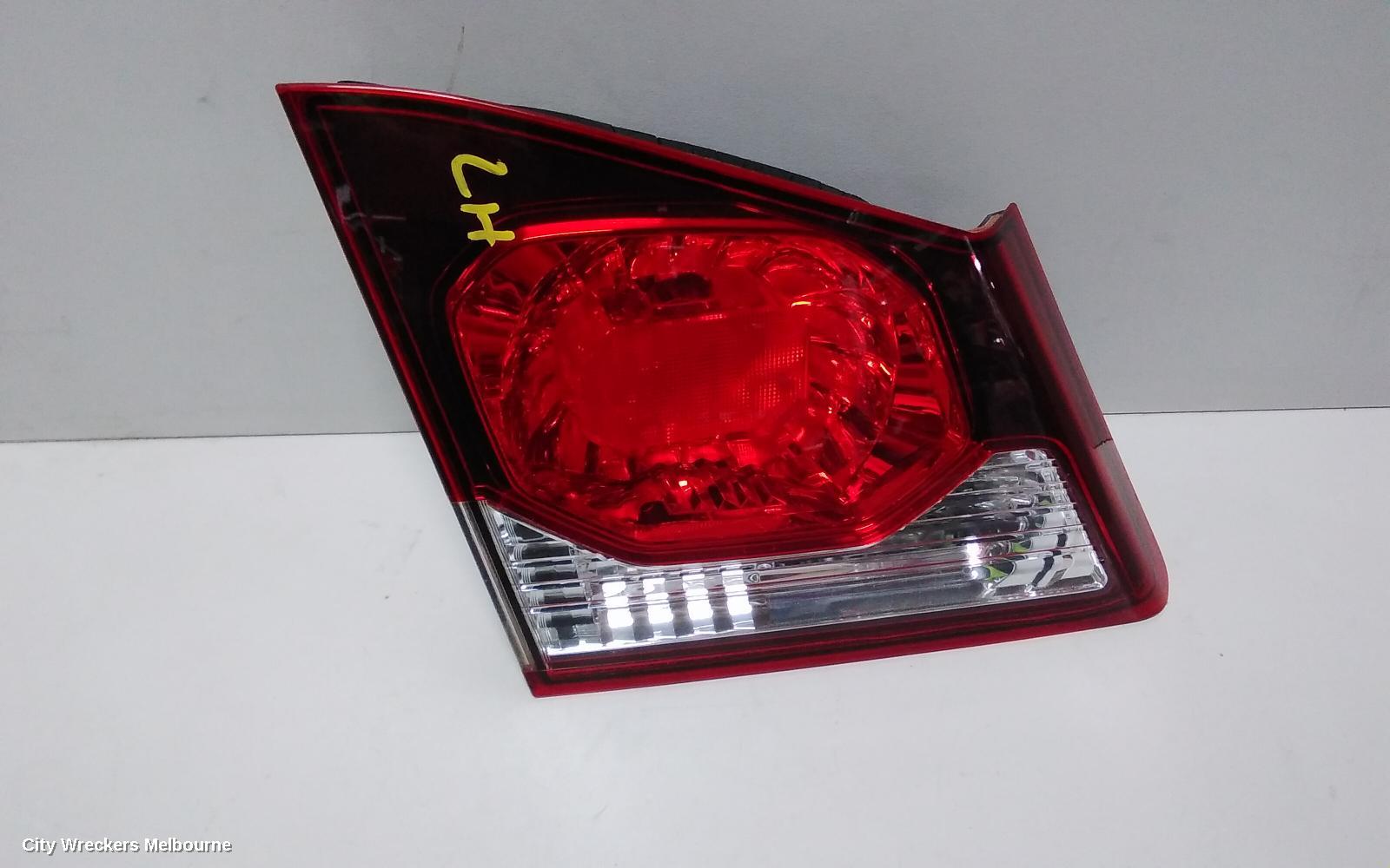 HONDA CIVIC REAR GARNISH, BOOTLID LAMP (LH SIDE), 8TH GEN, 02/2006 - 12/2008