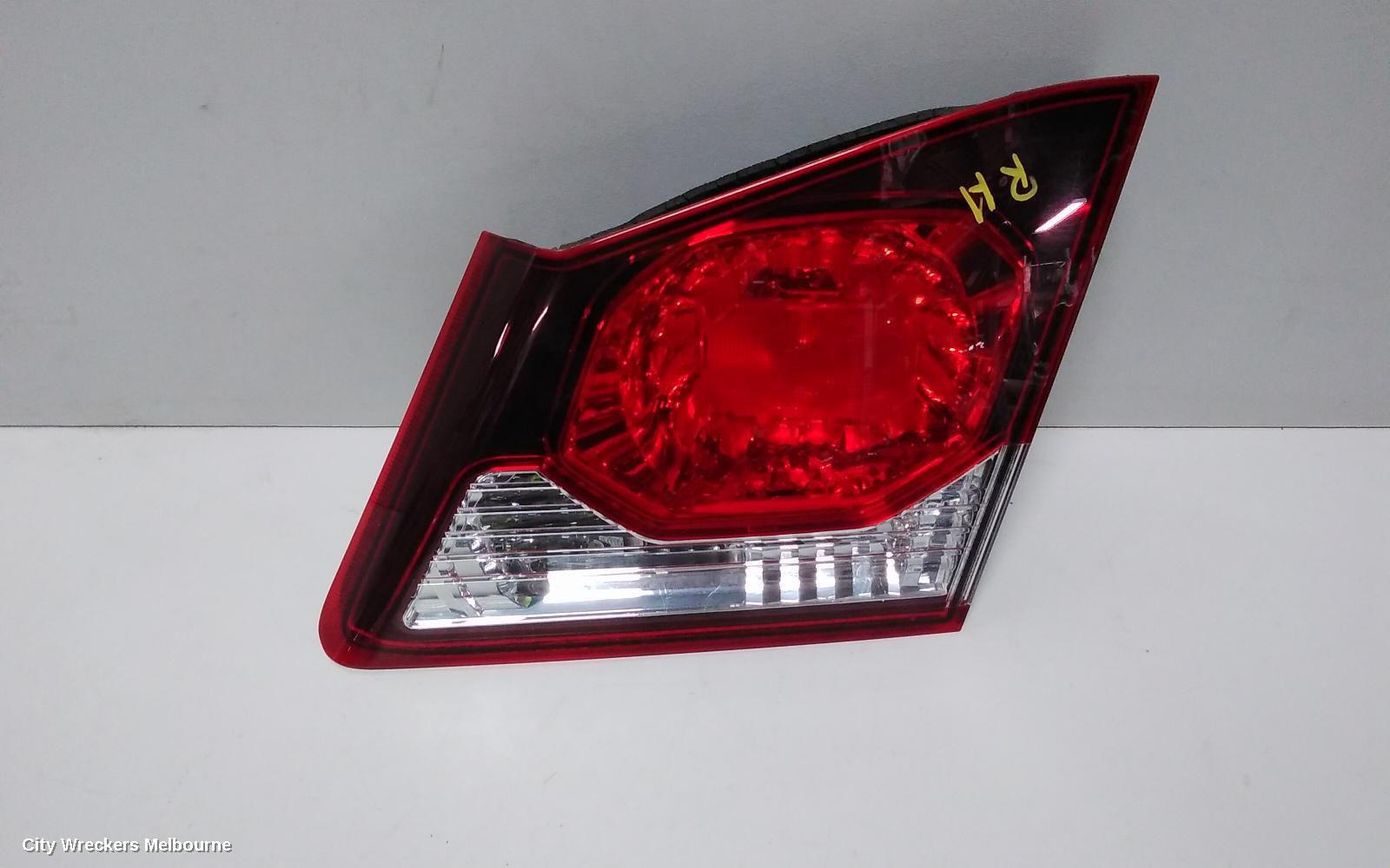 HONDA CIVIC REAR GARNISH, BOOTLID LAMP (RH SIDE), 8TH GEN, 02/2006 - 12/2008