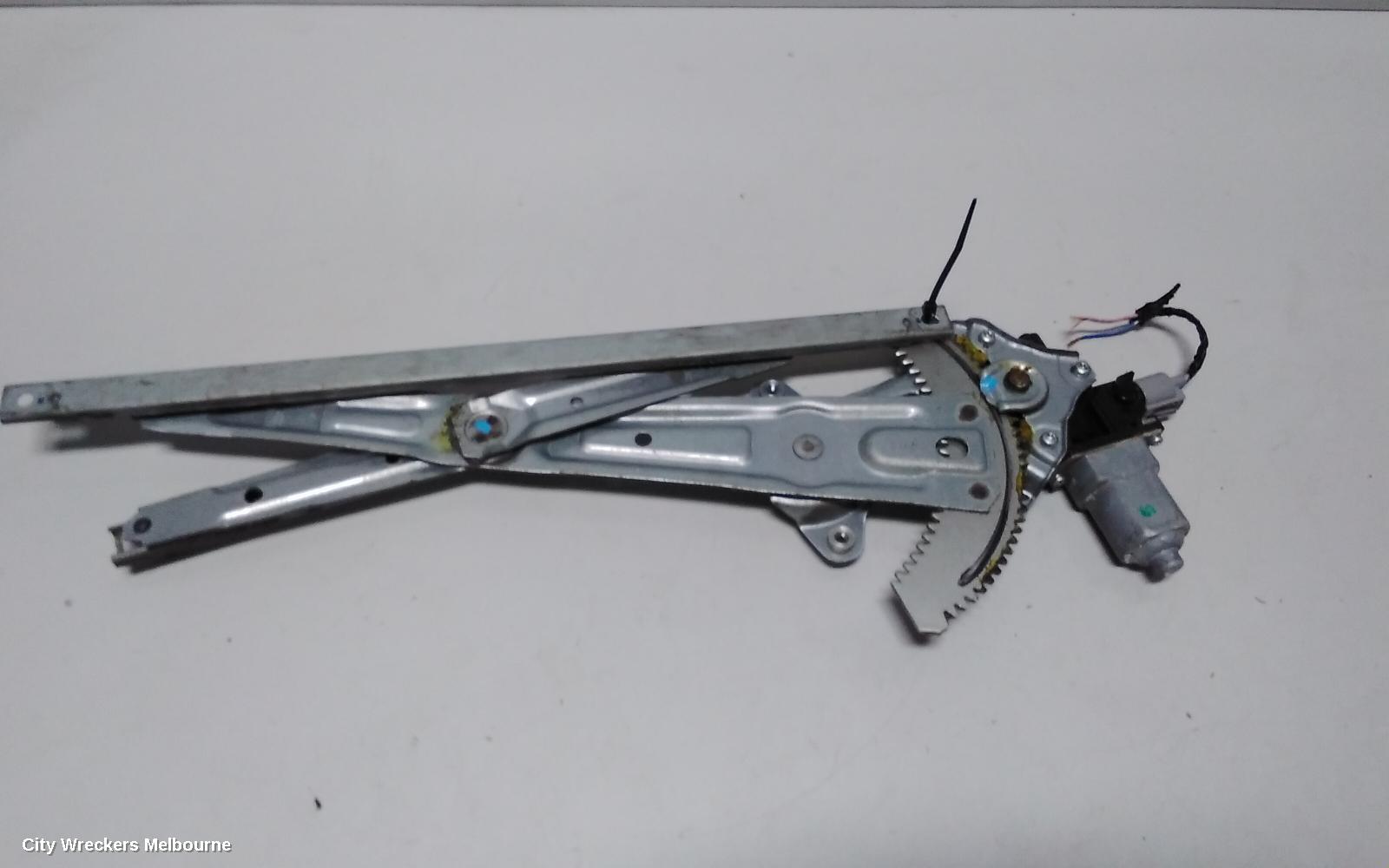 HONDA CRV LEFT FRONT WINDOW REG/MOTOR, RM, 11/2012 - 04/2017