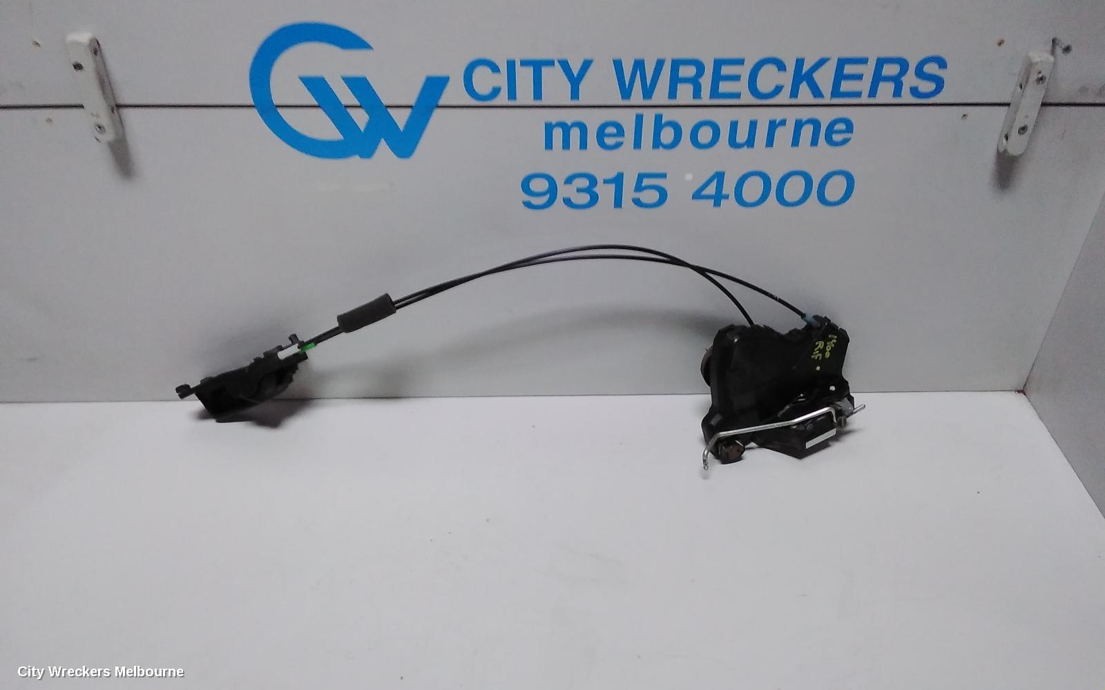 TOYOTA HIACE DOOR/BOOT/GATE LOCK, RIGHT FRONT DOOR LOCK, TRH/KDH, 03/2005 - 04/2019
