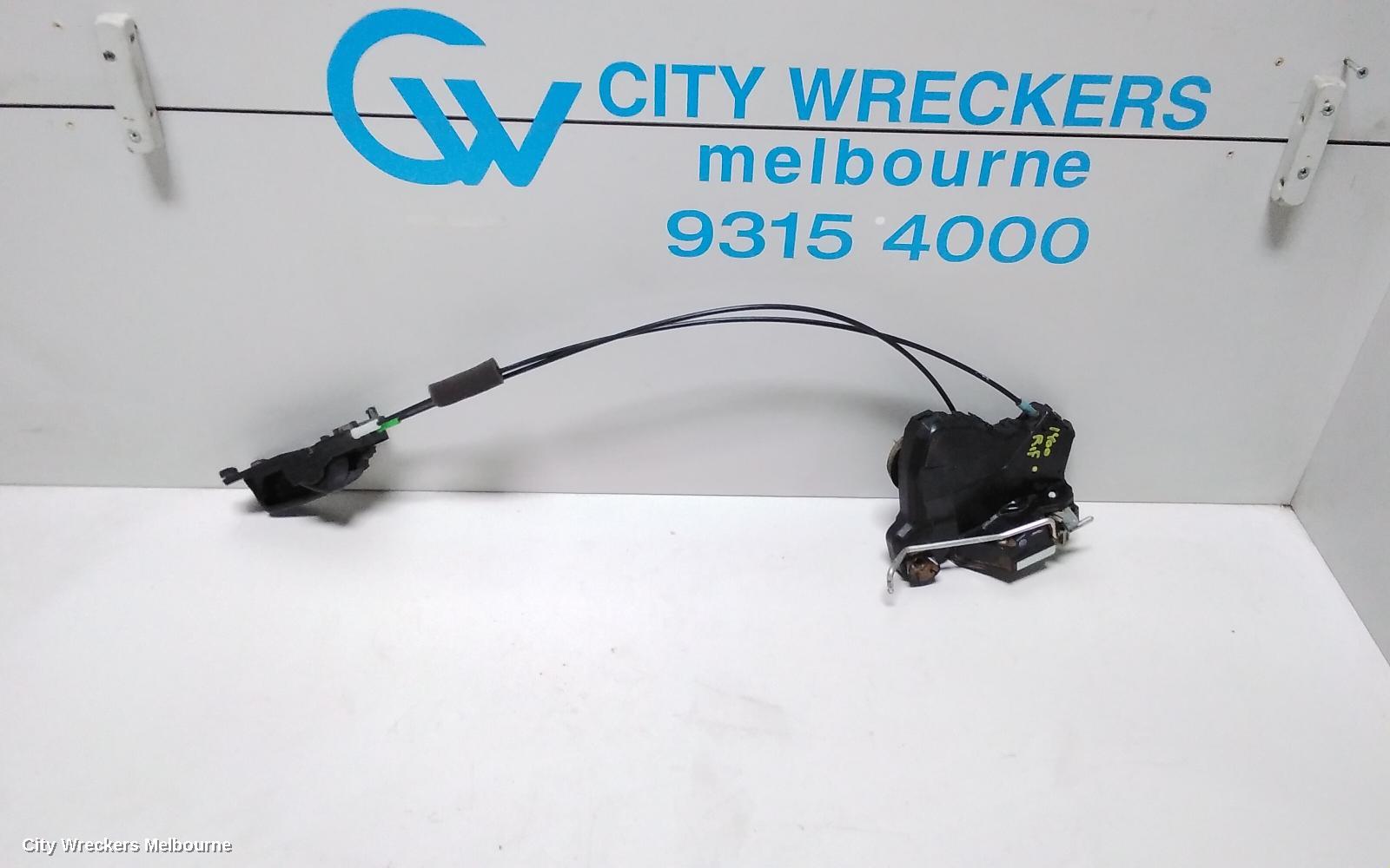 TOYOTA HIACE DOOR/BOOT/GATE LOCK, RIGHT FRONT DOOR LOCK, TRH/KDH, 03/2005 - 04/2019