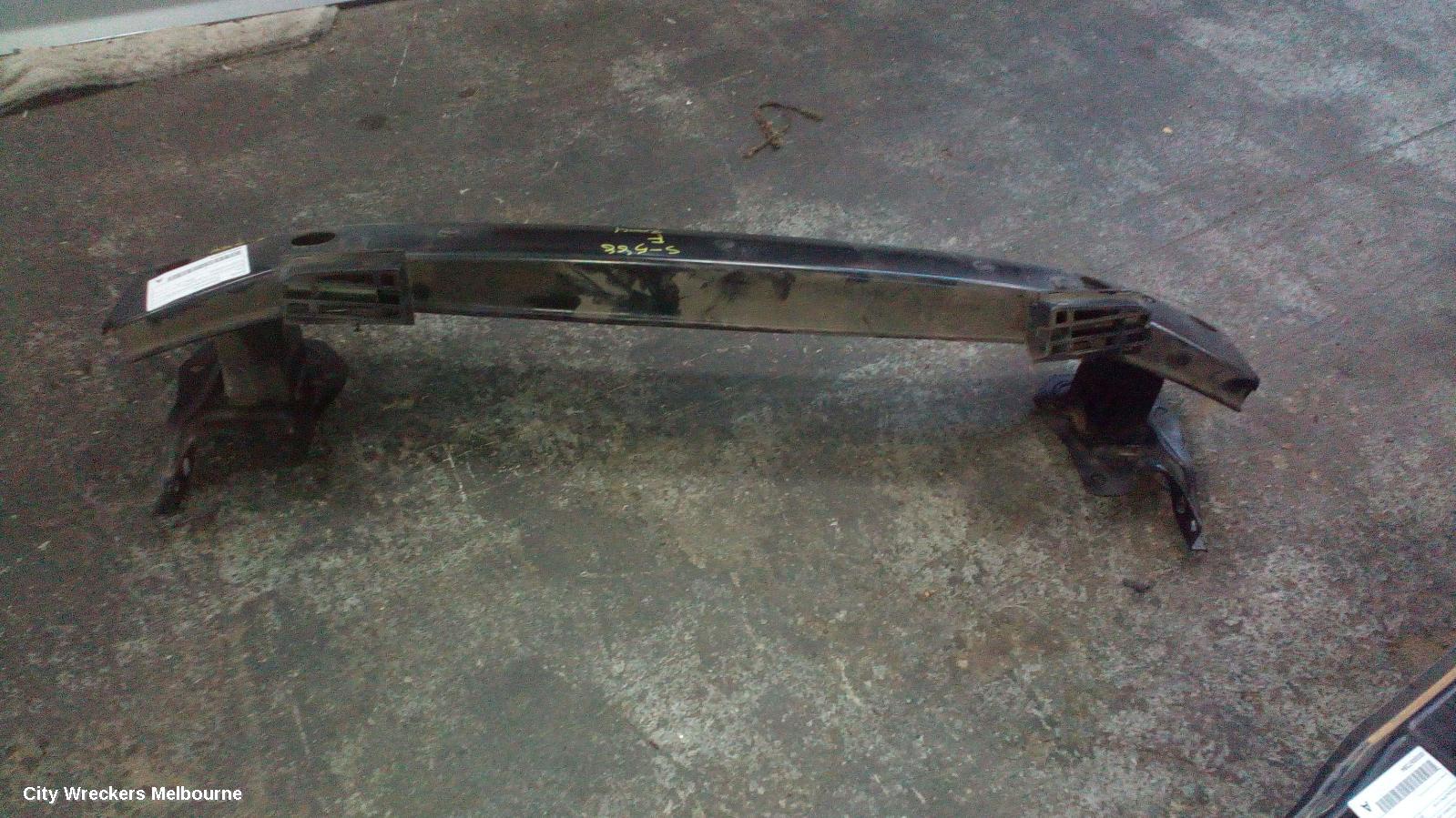 VOLKSWAGEN TRANSPORTER F/BAR REINFORC/BRACK, MAIN REINFORCEMENT, T5, 08/2004 - 09/2009