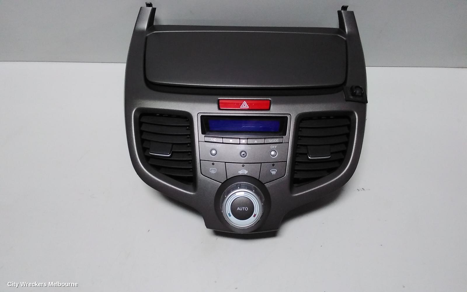 HONDA ODYSSEY HEATER/AC CONTROLS, RB, CLIMATE CONTROL TYPE, 07/2004 - 03/2009