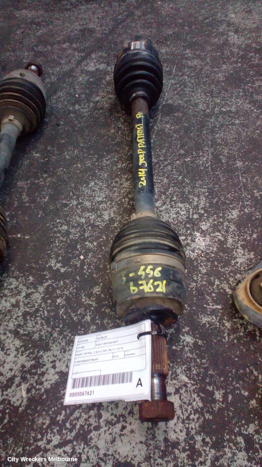 JEEP PATRIOT RIGHT DRIVESHAFT, FRONT, AUTO T/M (6 SPEED), PETROL, 2.4, MK, 07/2013 - 12/2016