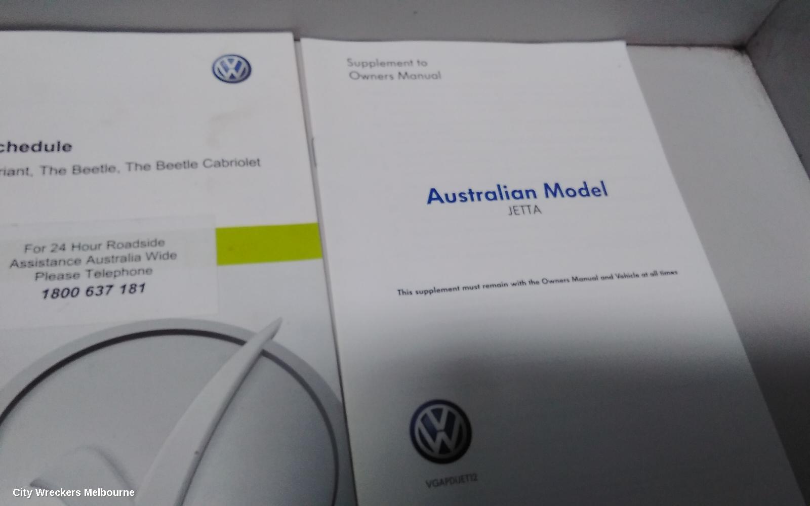 VOLKSWAGEN JETTA OWNERS HANDBOOK, 1B, PETROL, 02/2011 - 12/2017