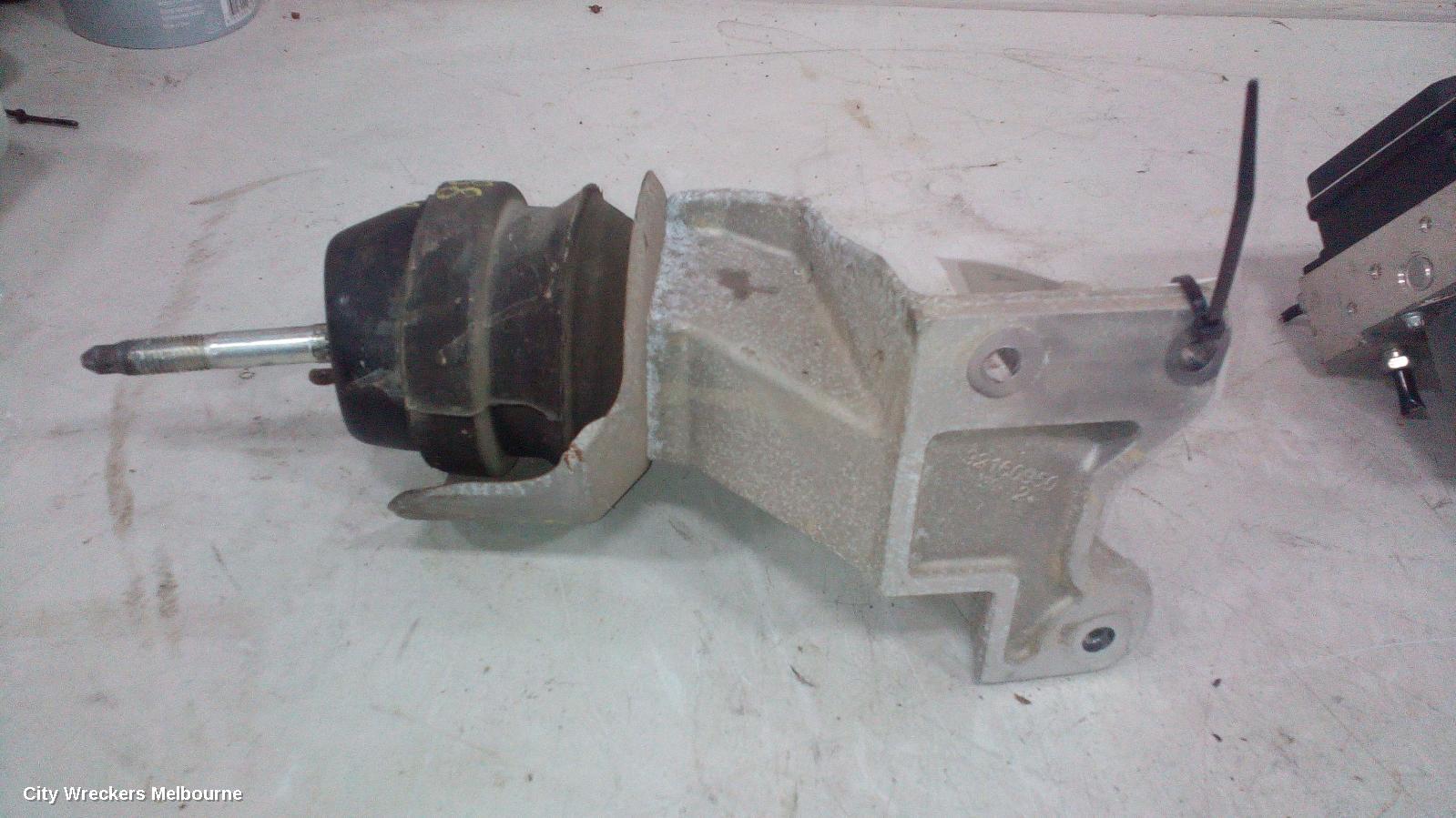 HOLDEN COMMODORE MOUNT, 3.6 V6, VE, 08/2006 - 04/2013