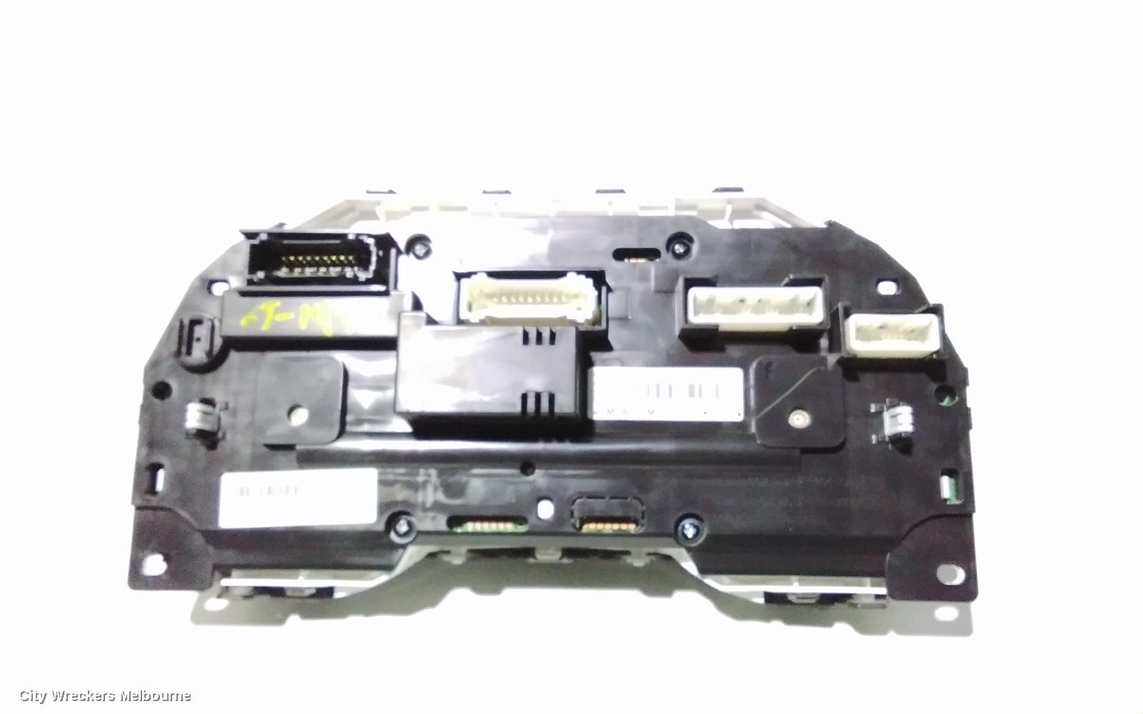 NISSAN NAVARA INSTRUMENT CLUSTER, NP300, DIESEL, 2.3, MANUAL T/M, 05/2015 - 11/2020