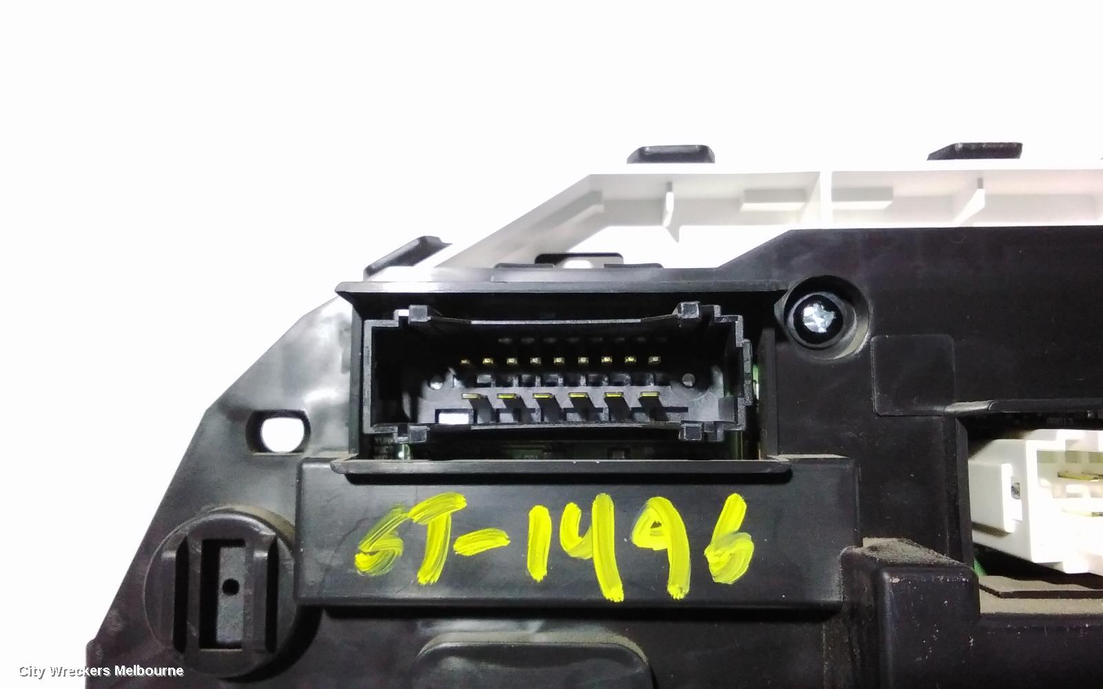 NISSAN NAVARA INSTRUMENT CLUSTER, NP300, DIESEL, 2.3, MANUAL T/M, 05/2015 - 11/2020