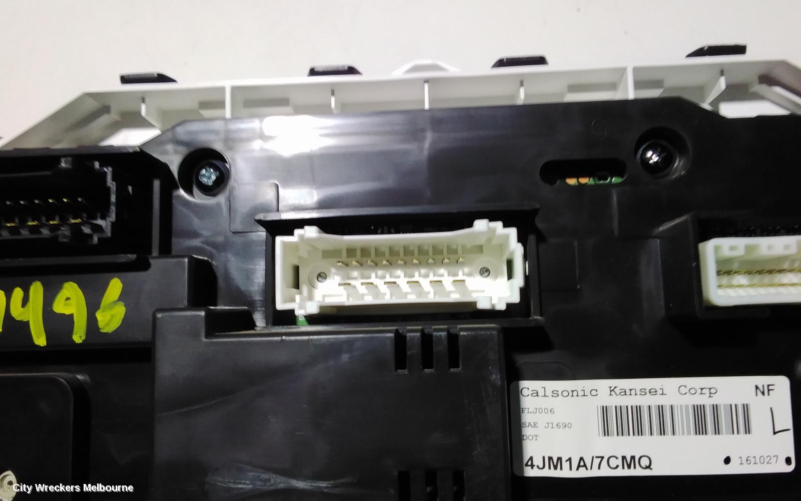 NISSAN NAVARA INSTRUMENT CLUSTER, NP300, DIESEL, 2.3, MANUAL T/M, 05/2015 - 11/2020