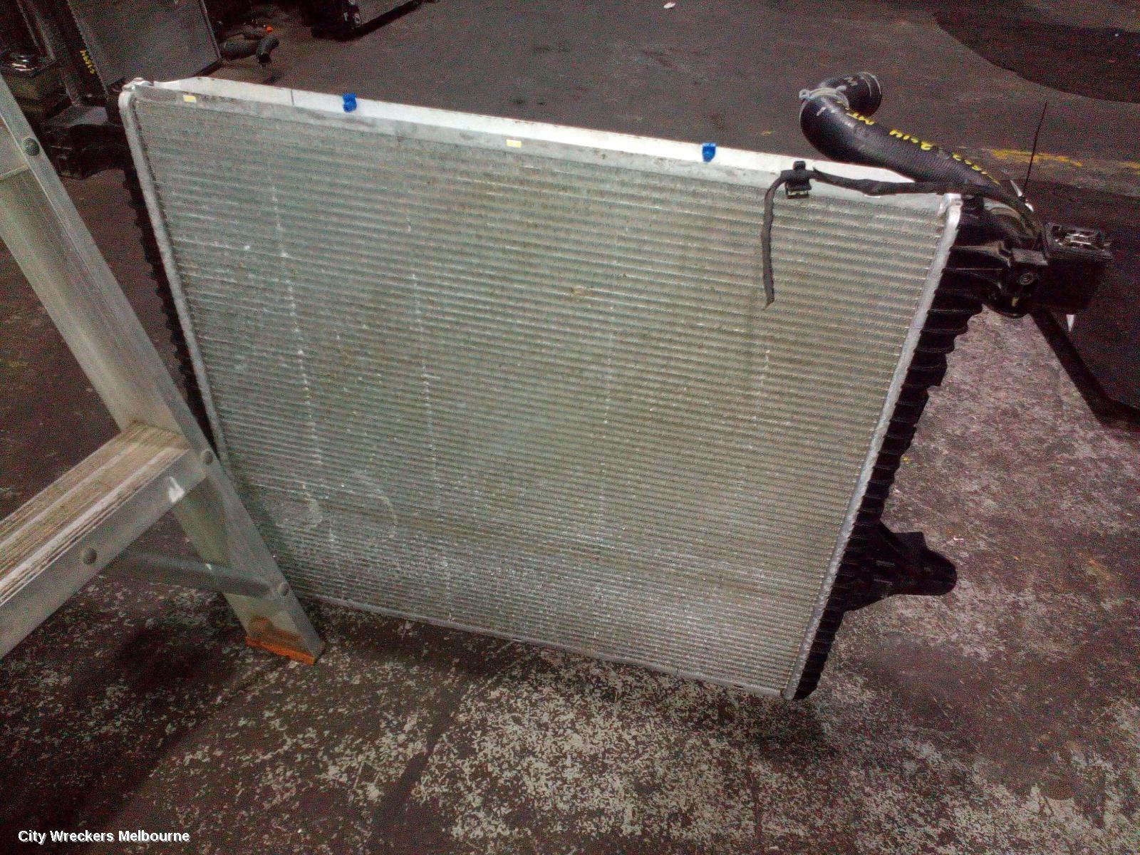 VOLKSWAGEN AMAROK RADIATOR, MANUAL/AUTO, 2.0, DIESEL, 2H, 12/2010 ONWARDS