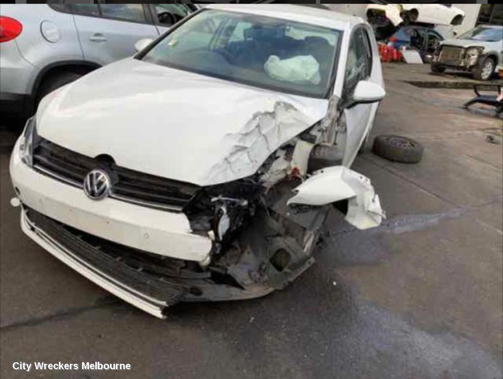 VOLKSWAGEN GOLF LEFT TAILLIGHT, GEN 7, HATCH, STANDARD, NON LED TYPE, 03/2013 - 03/2017