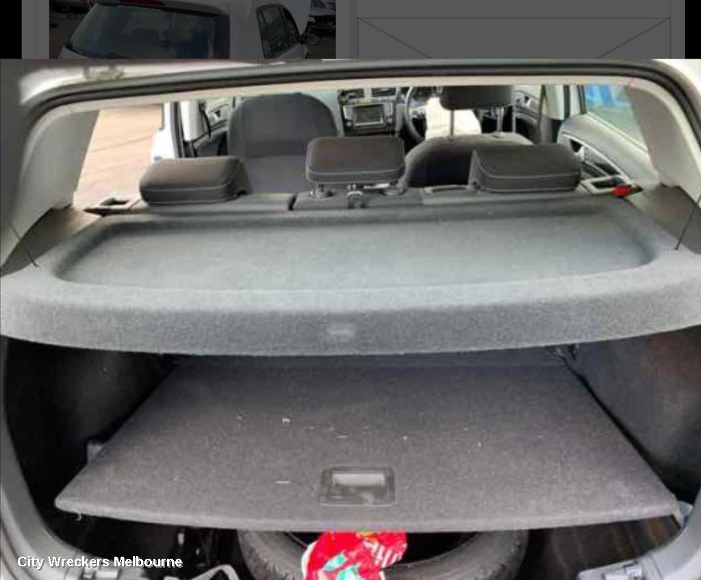 VOLKSWAGEN GOLF LEFT TAILLIGHT, GEN 7, HATCH, STANDARD, NON LED TYPE, 03/2013 - 03/2017
