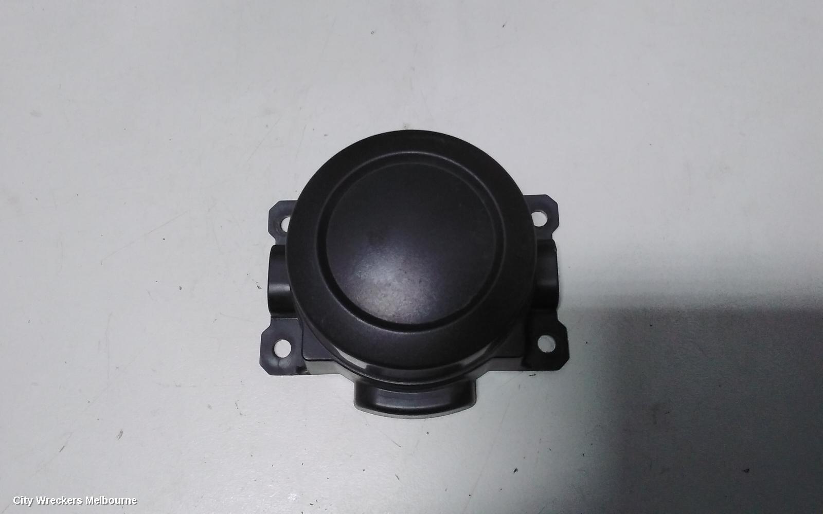 MITSUBISHI ASX LEFT INDICATOR/FOG/SIDE, BUMPER FOGLAMP, XC-XE, 07/2017 - 07/2019