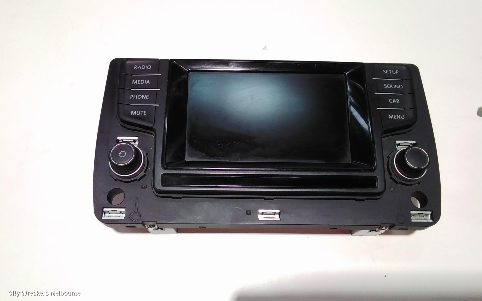 VOLKSWAGEN GOLF RADIO/CD/DVD/SAT/TV, DISPLAY SCREEN, 5.8IN, NON SAT NAV TYPE, GEN 7, 03/2013 - 03/2017