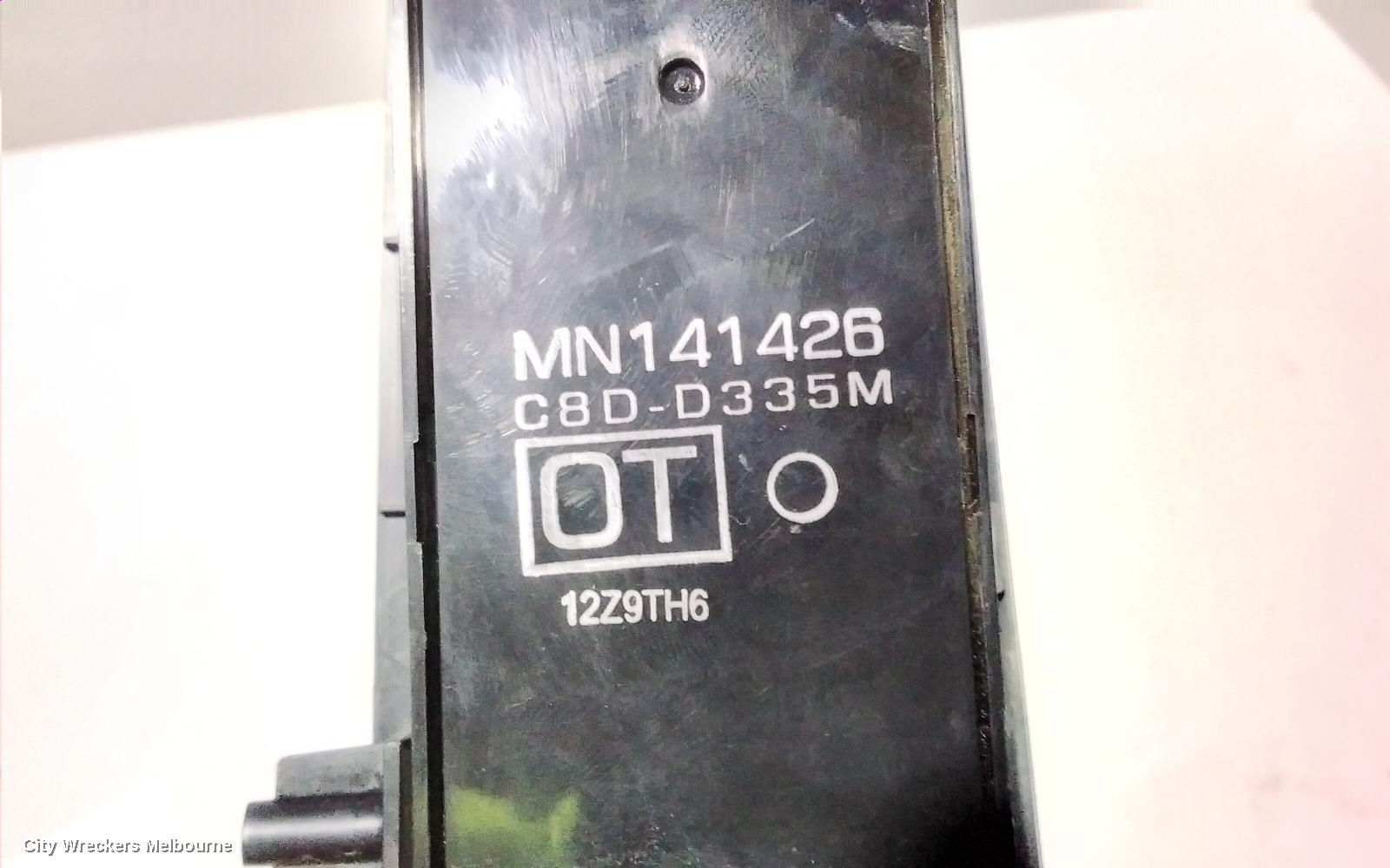 PEUGEOT 4007 PWR DR WIND SWITCH, RH FRONT (MASTER SWITCH), GS, 11/2009 - 08/2013