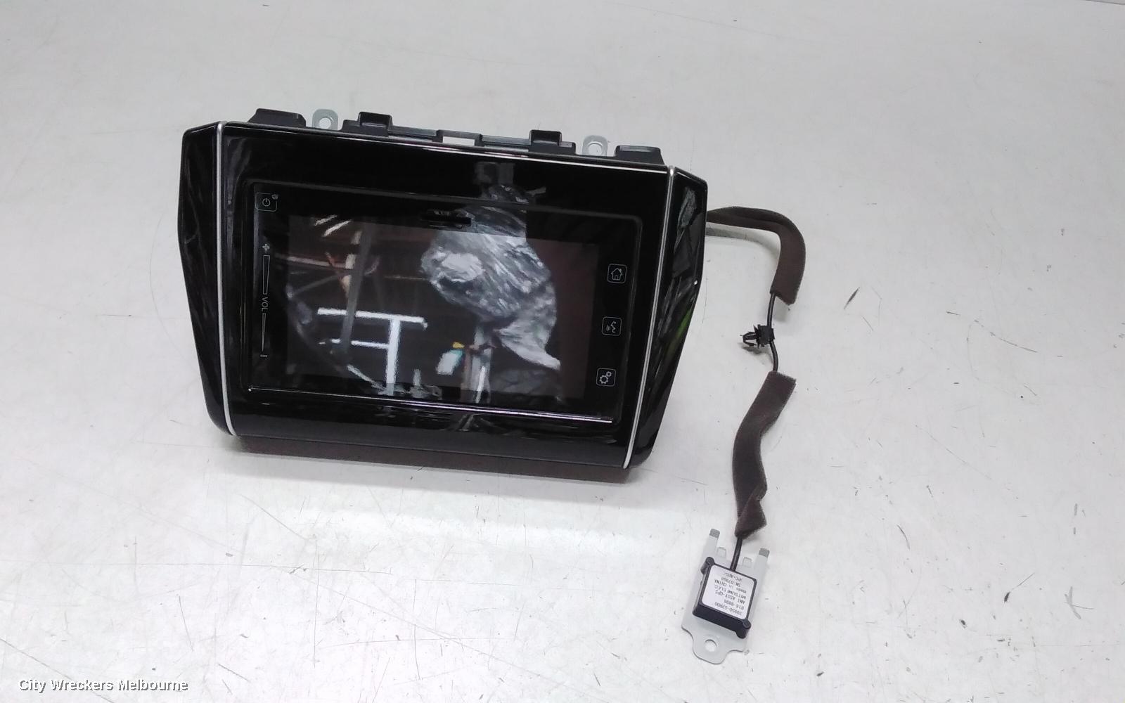SUZUKI SWIFT RADIO/CD/DVD/SAT/TV, HEAD UNIT, W/ DISPLAY UNIT, 7IN TOUCHSCREEN, NON BLUETOOTH TYPE, AZ, 04/2017 ONWARDS