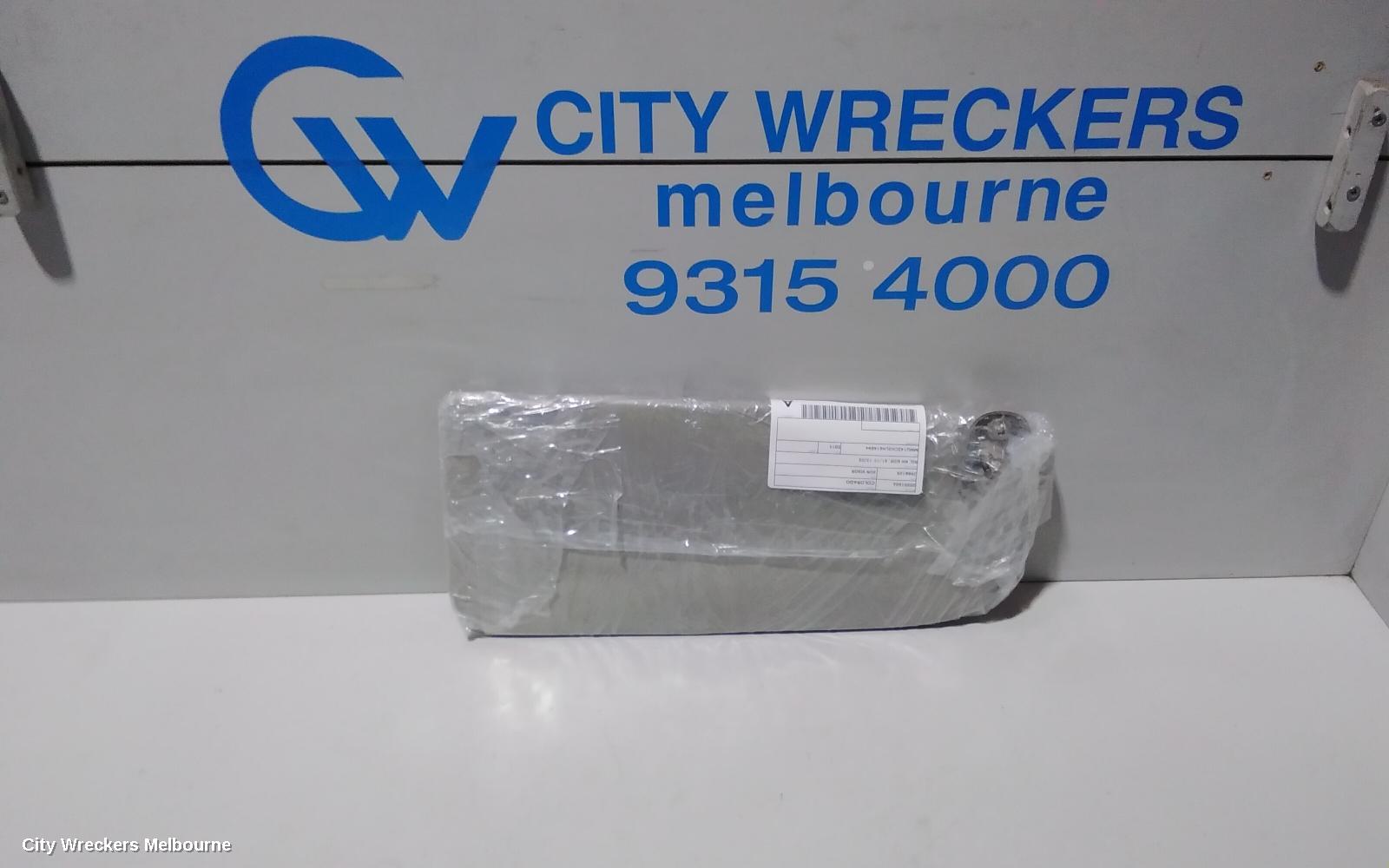 HOLDEN COLORADO SUNVISOR, RG, RH SIDE, 01/2012 - 12/2020