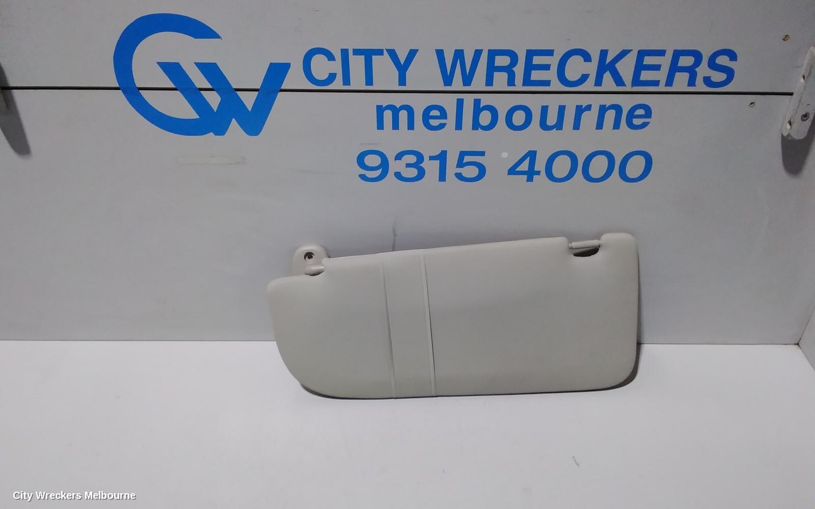 HOLDEN COLORADO SUNVISOR, RG, RH SIDE, 01/2012 - 12/2020