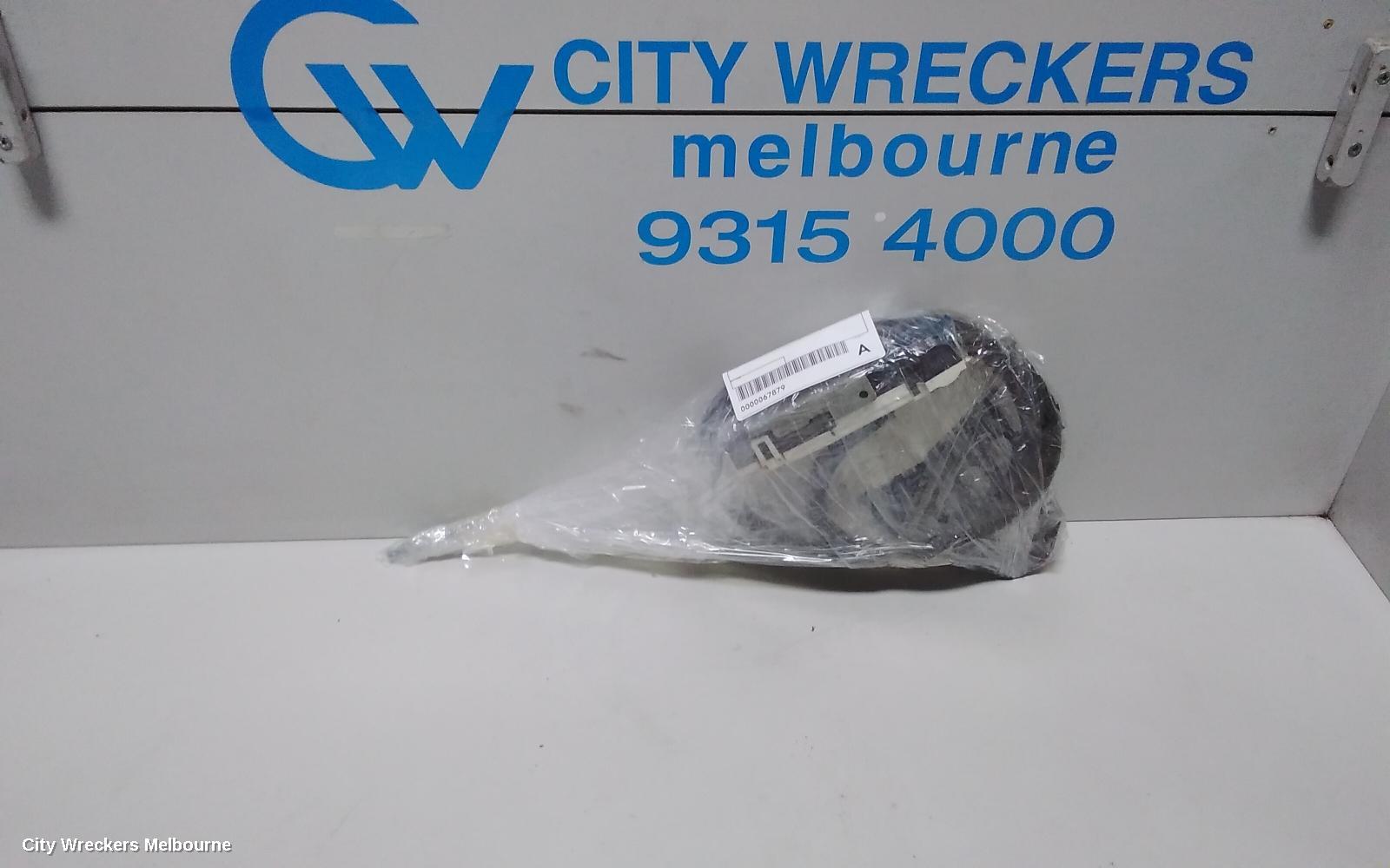 CHRYSLER 300C DOOR/BOOT/GATE LOCK, LEFT FRONT DOOR LOCK, LX, 4 PIN TYPE, 07/2012 ONWARDS