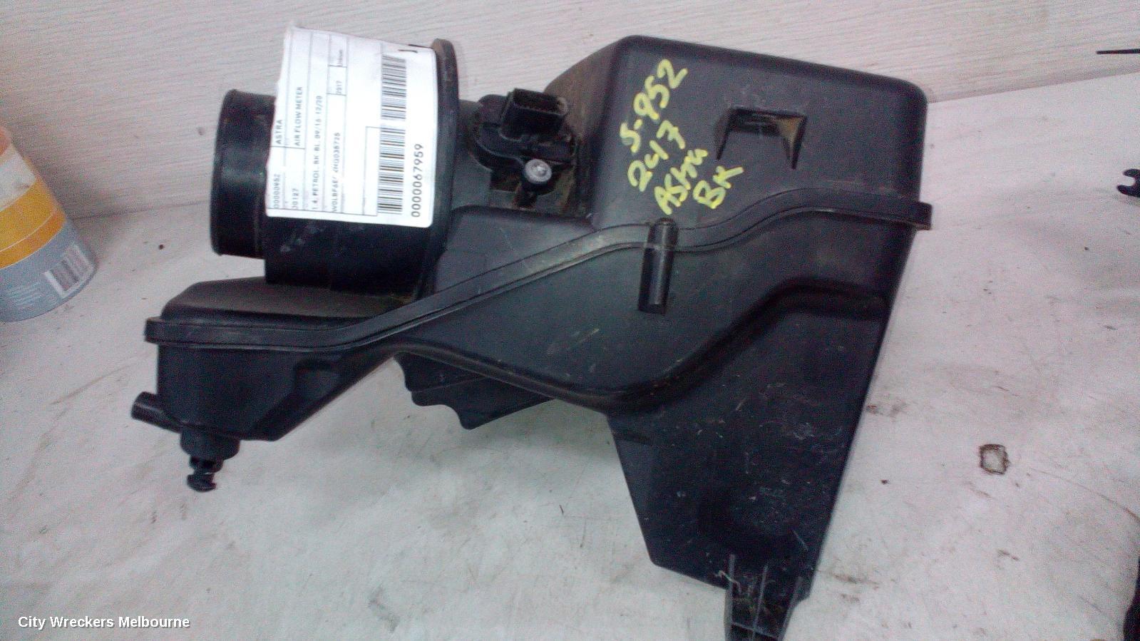 HOLDEN ASTRA AIR FLOW METER, 1.4, PETROL, BK-BL, 09/2016 - 12/2020