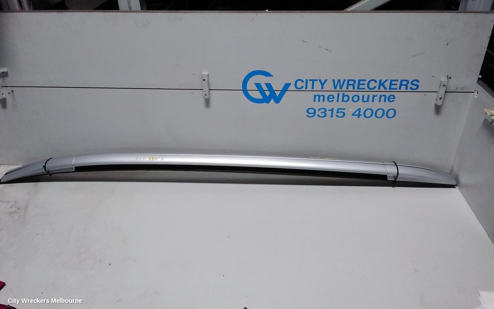 NISSAN QASHQAI ROOF RAIL