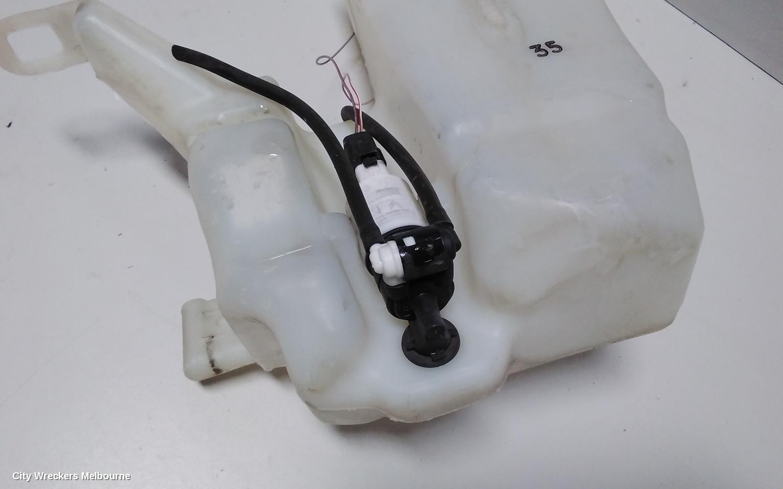 RENAULT TRAFIC WASHER BOTTLE, X83, 05/2007 - 12/2014