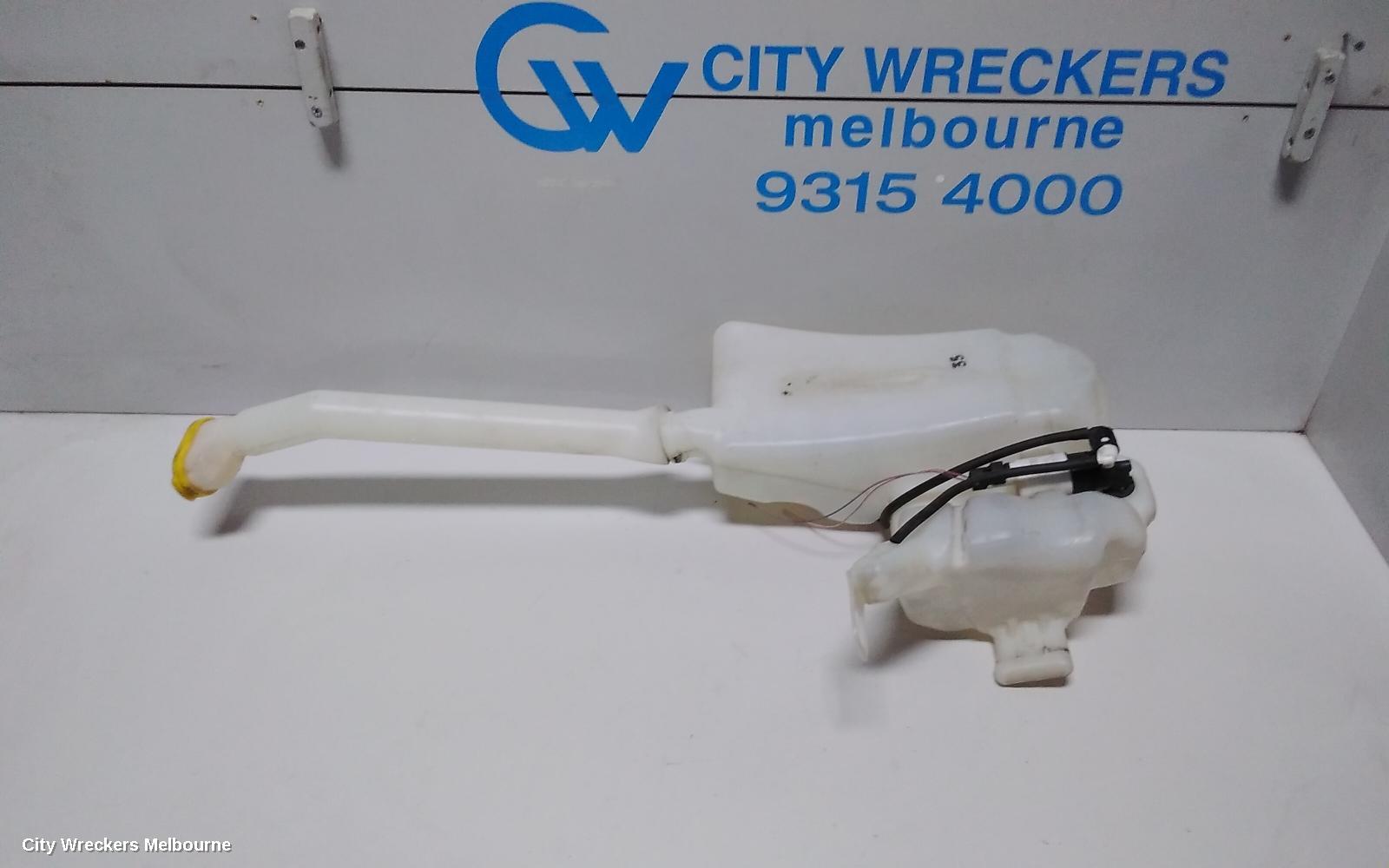 RENAULT TRAFIC WASHER BOTTLE, X83, 05/2007 - 12/2014