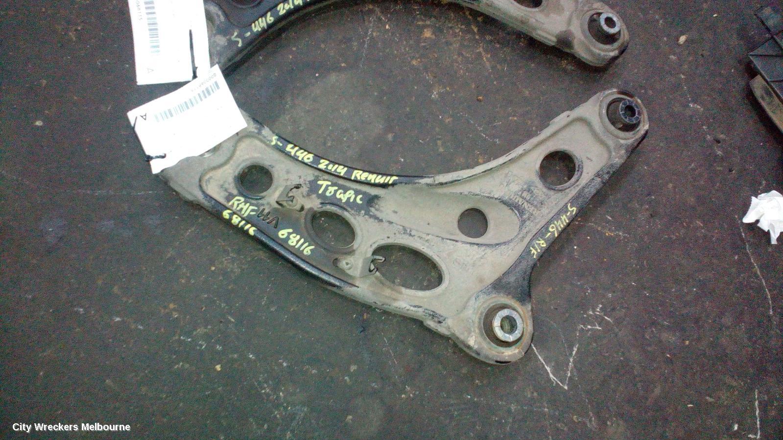 RENAULT TRAFIC RIGHT FRONT LOWER CONTROL ARM, X83, 04/2004 - 12/2014