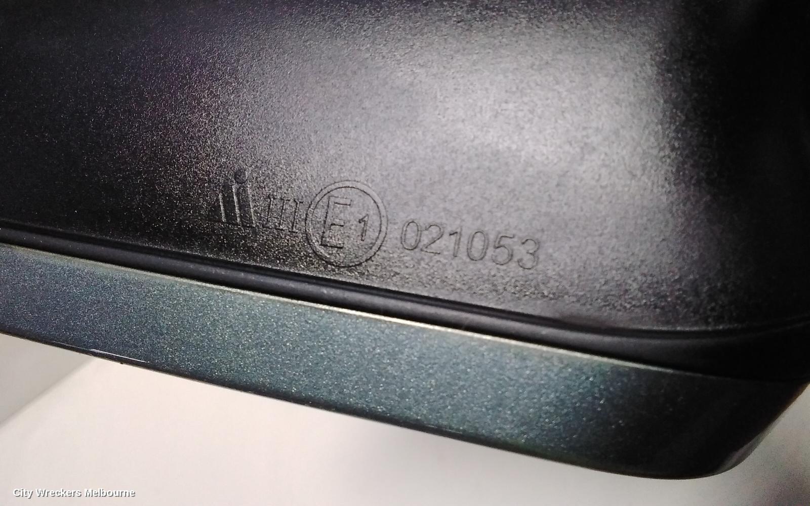 AUDI A5 RIGHT DOOR MIRROR, 8T, A5, HATCH, MANUAL FOLD, HEATED, NON LANE CHANGE ASSIST TYPE (6XD/7Y0), 10/2009 - 11/2016