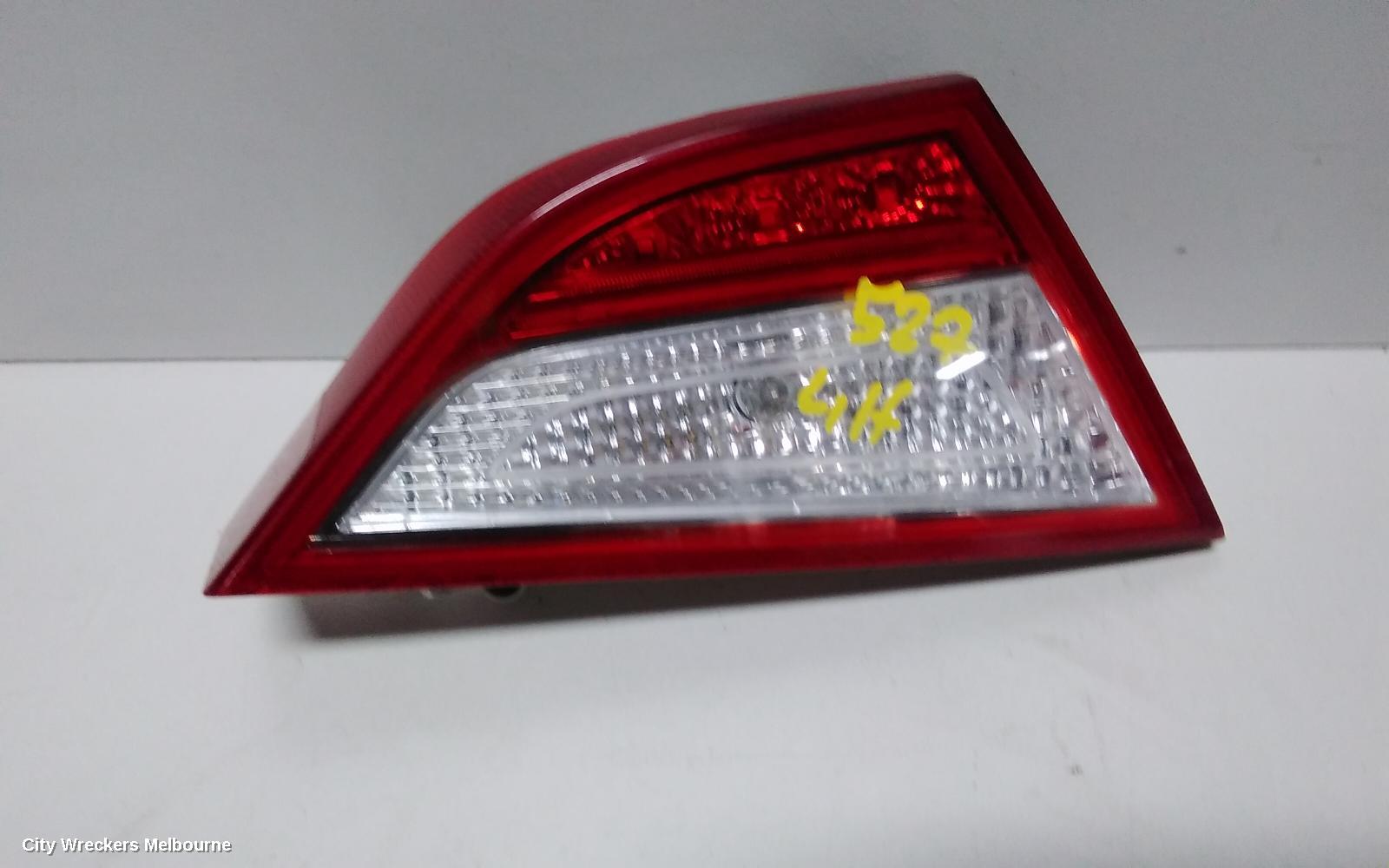 HYUNDAI I45 REAR GARNISH, BOOTLID LAMP (LH SIDE), YF, NON LED TYPE, 02/2010 - 05/2013 (AUS ONLY)