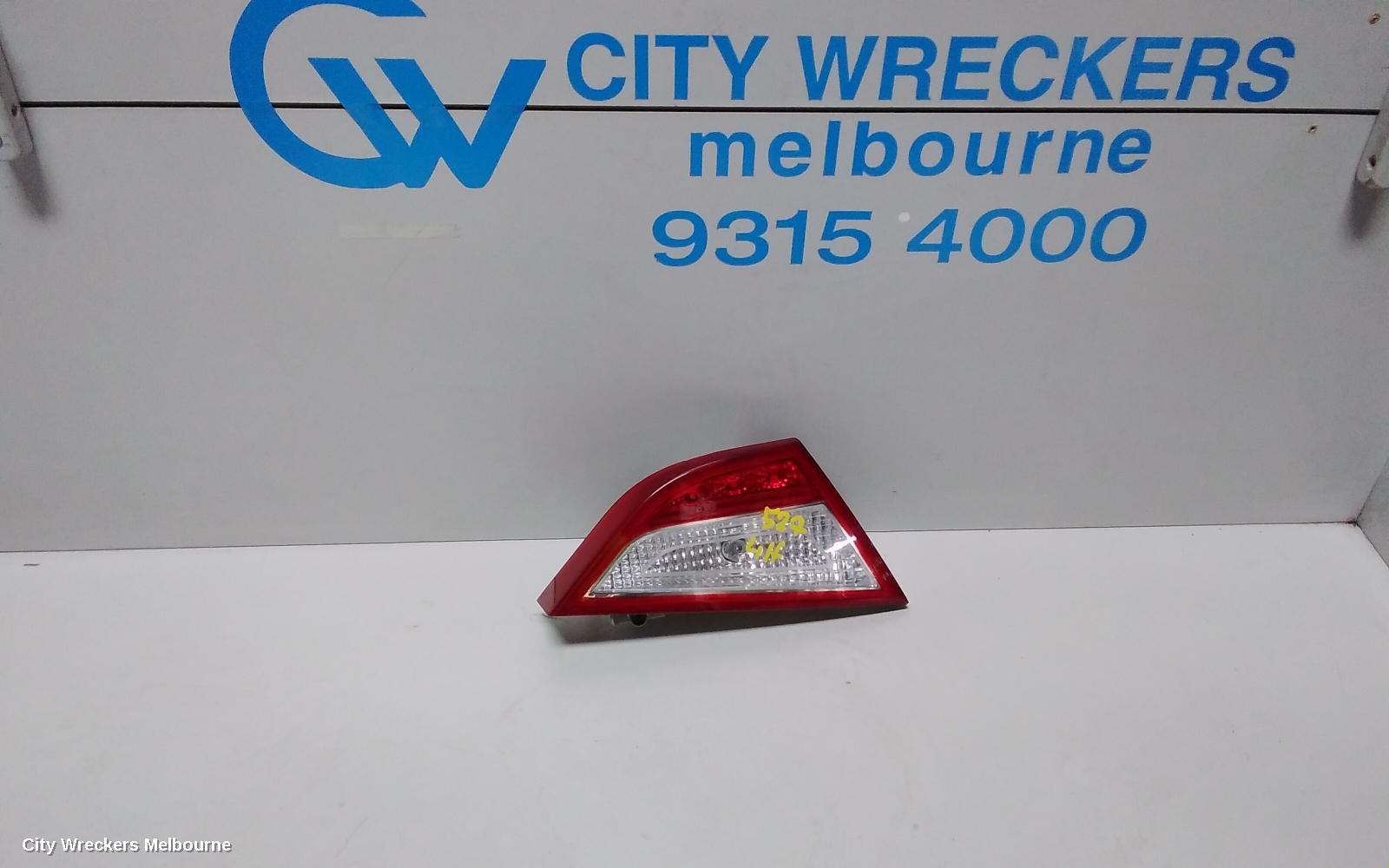 HYUNDAI I45 REAR GARNISH, BOOTLID LAMP (LH SIDE), YF, NON LED TYPE, 02/2010 - 05/2013 (AUS ONLY)