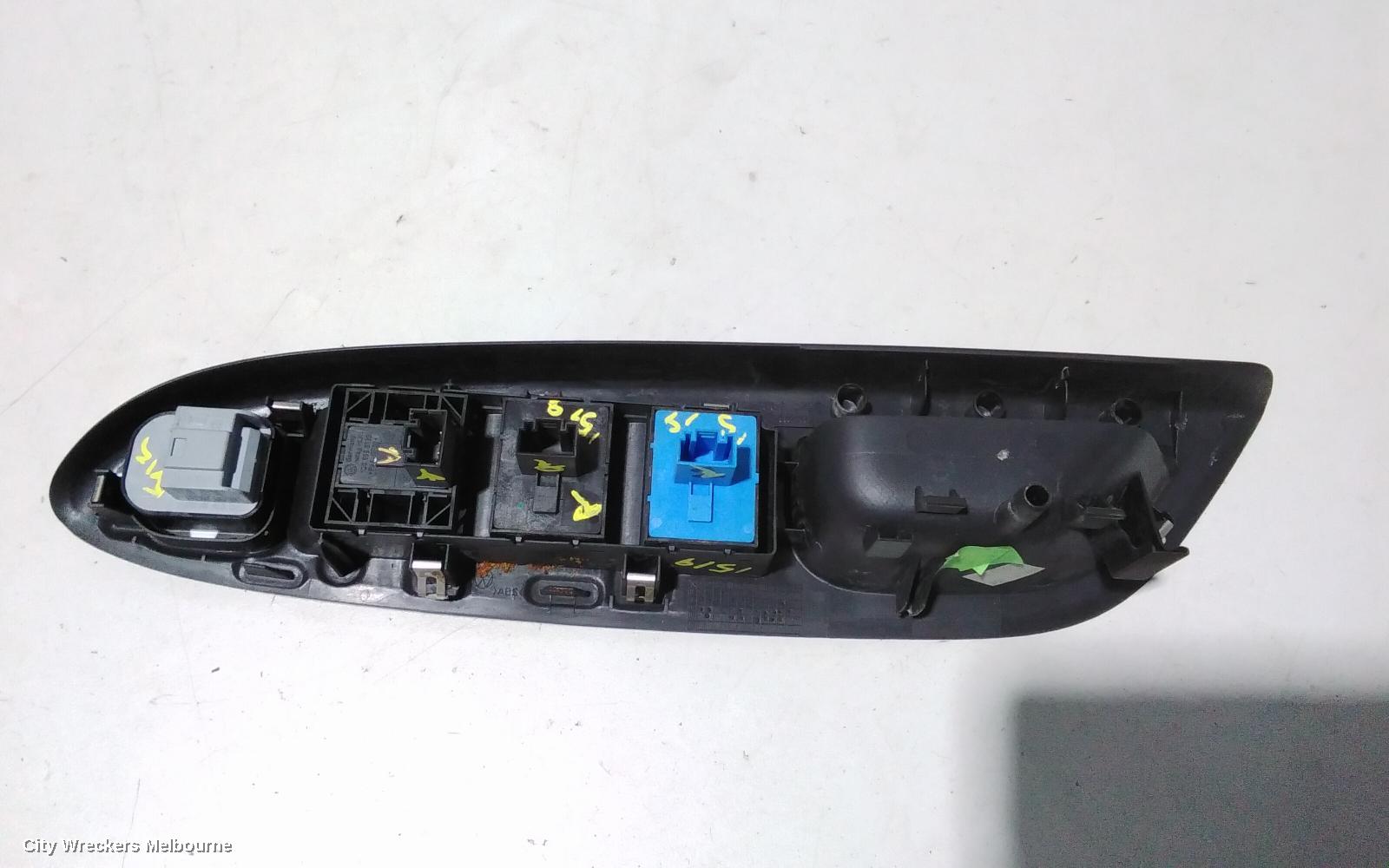 VOLKSWAGEN EOS PWR DR WIND SWITCH, RH WINDOW SWITCH ONLY, ALL WINDOWS, W/O CHROME ON SWITCHES TYPE, 1F, 02/2007 - 04/2011