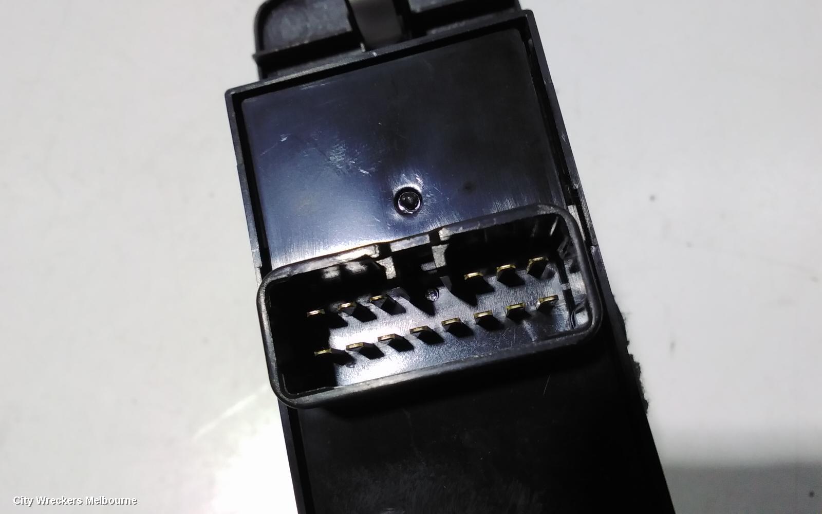 MITSUBISHI PAJERO PWR DR WIND SWITCH, RH FRONT (MASTER SWITCH), 5DR, NS-NT, 11/2006 ONWARDS