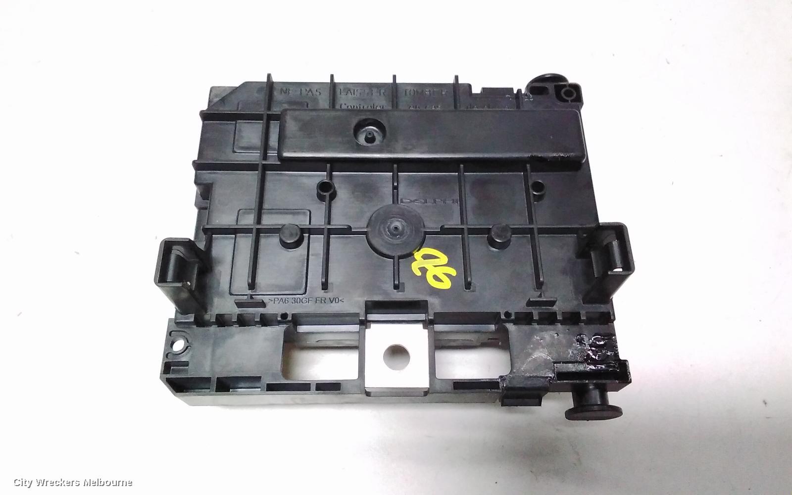 PEUGEOT PARTNER FUSE BOX, VAN 09/2008 - 01/2015
