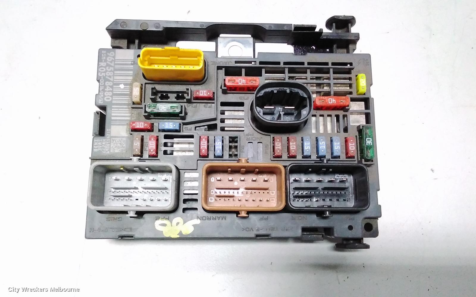 PEUGEOT PARTNER FUSE BOX, VAN 09/2008 - 01/2015