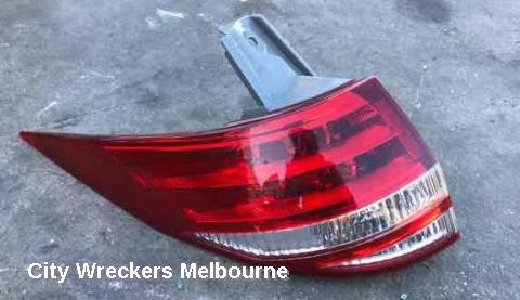 TOYOTA ESTIMA LEFT TAILLIGHT, XR50, RED/CLEAR, LENS# 28-193, 05-19 (IMPORT)