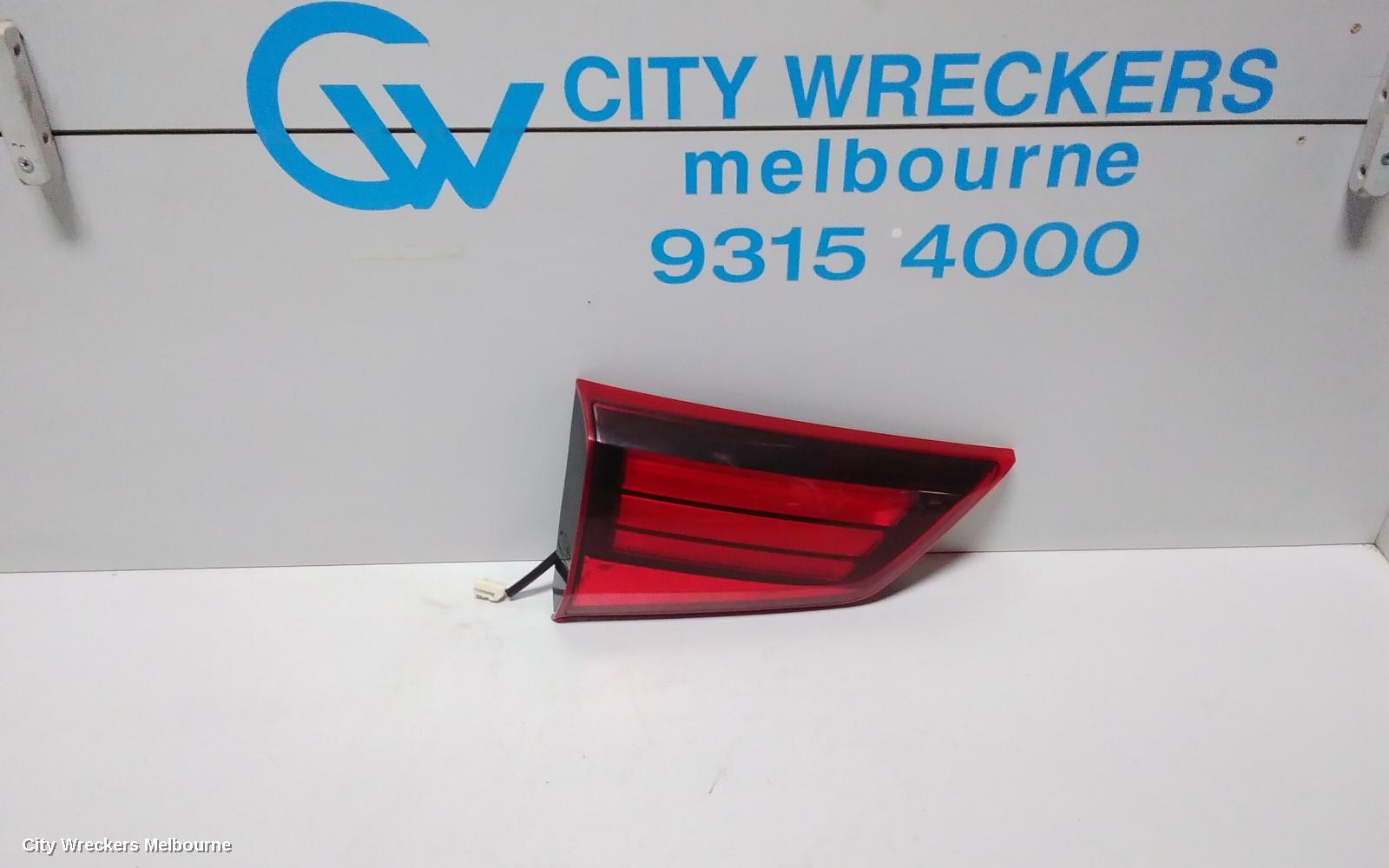 MITSUBISHI OUTLANDER REAR GARNISH, TAILGATE LAMP (LH SIDE), ZK-ZL, 04/2015 ONWARDS