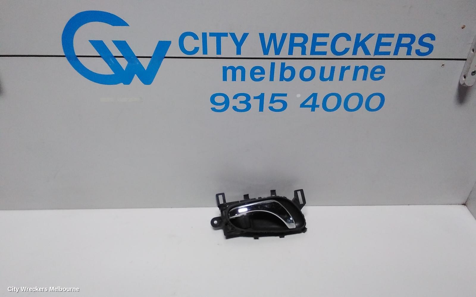 NISSAN PULSAR DOOR HANDLE, INNER, RH FRONT, B17/C12, SEDAN/HATCH, 12/2012 - 12/2017