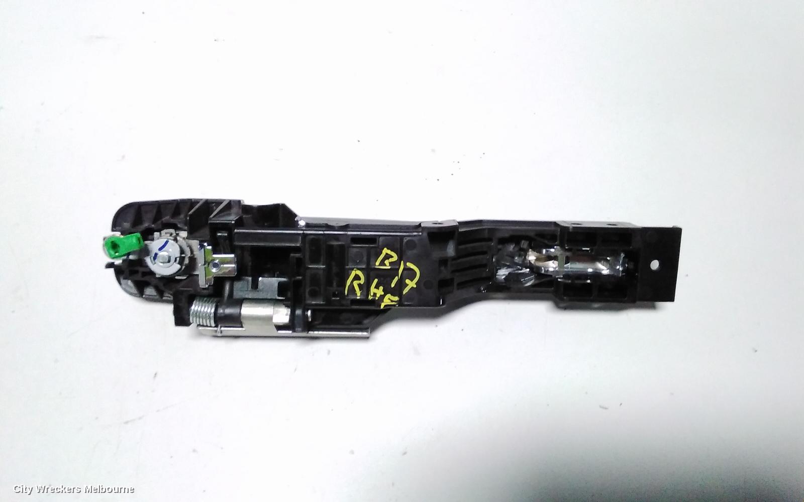 NISSAN PULSAR DOOR HANDLE, OUTER, RH FRONT, NON PUSH BUTTON START TYPE, B17, SEDAN, 12/2012 - 12/2017