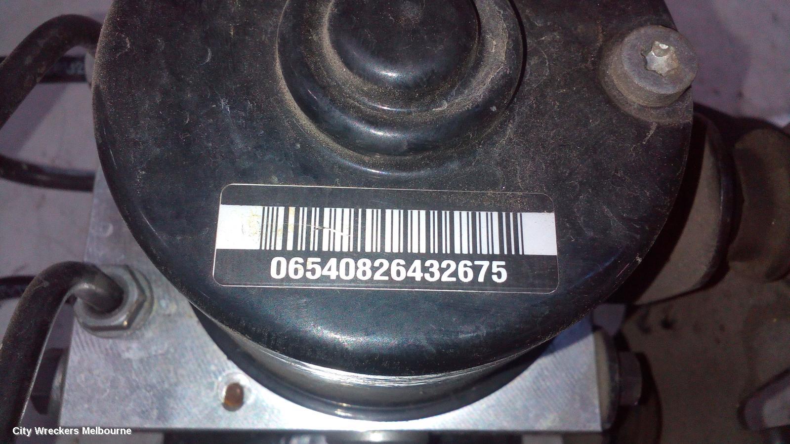 VOLKSWAGEN EOS ABS PUMP/MODULATOR, 1F, ON MOTOR P/N 1K0614517AF, ON MODULE P/N 1K0907379AC, 02/2007 - 04/2011
