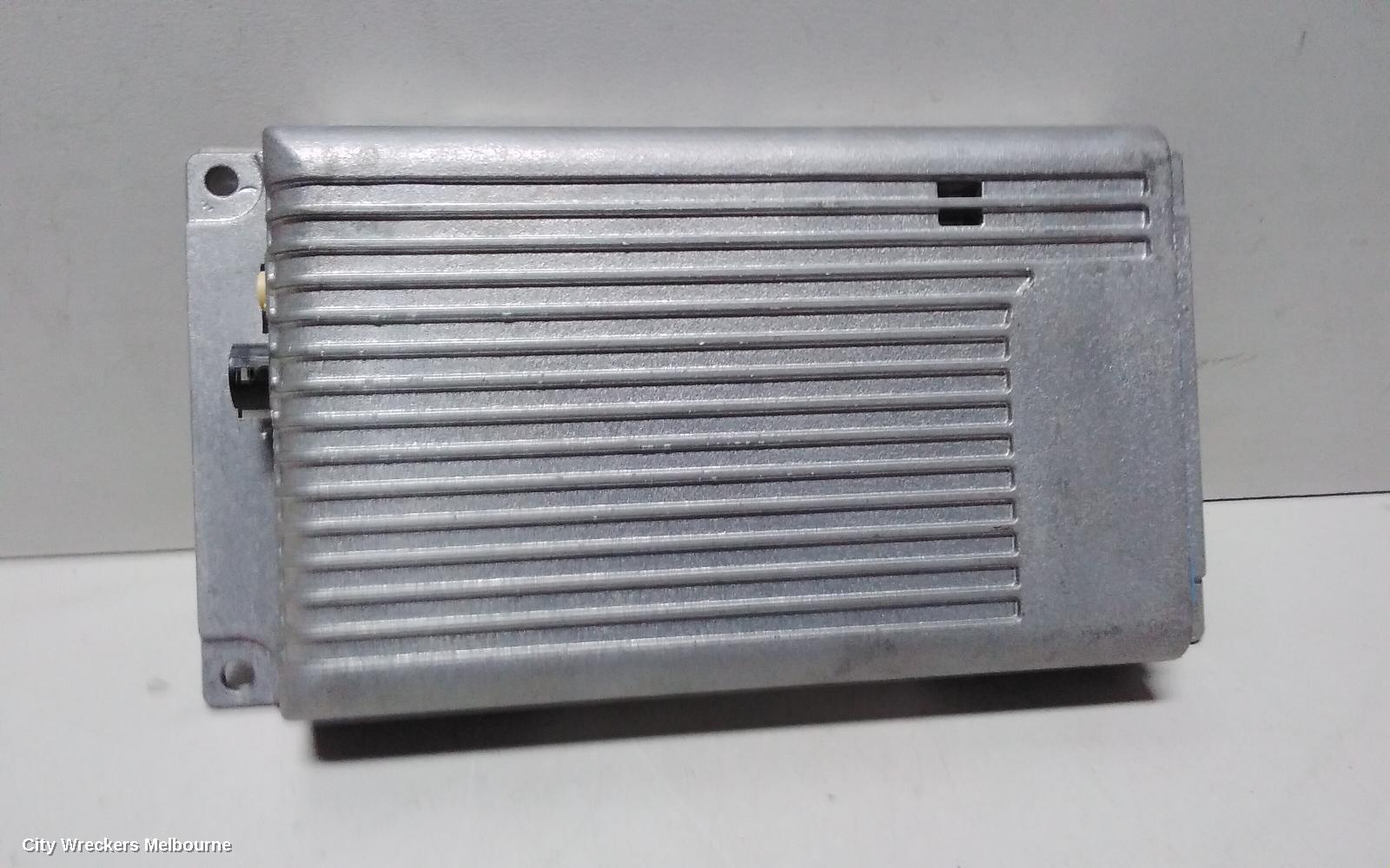 BMW 5 SERIES RADIO/CD/DVD/SAT/TV, BLUETOOTH MODULE***USE ECU PART TYPE***