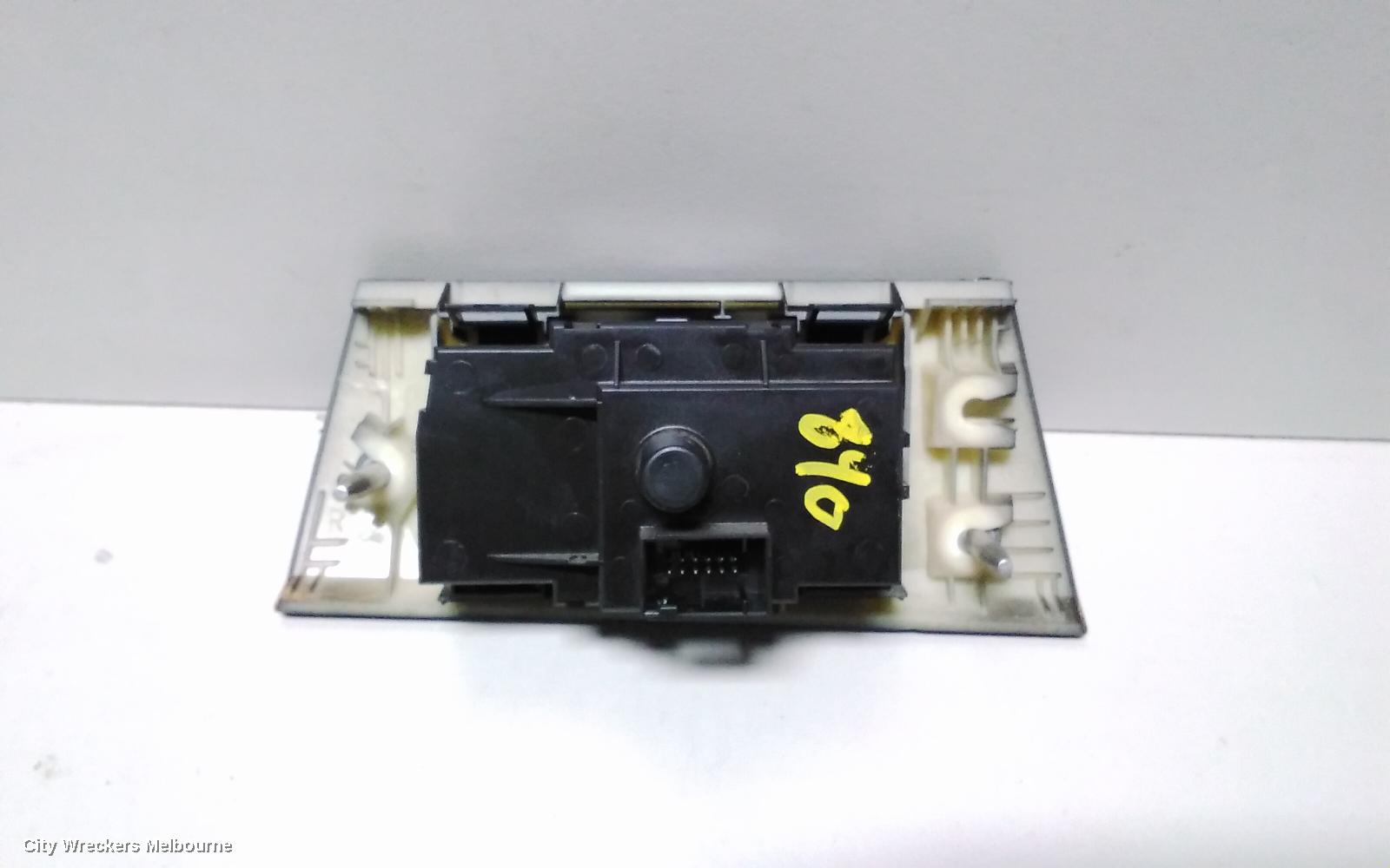BMW 3 SERIES COMBINATION SWITCH, HEADLAMP SWITCH, E90/E91/E92/E93, P/N 693279604, 03/2005 - 08/2008