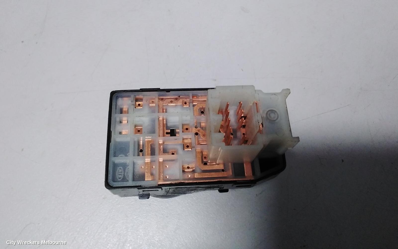 KIA PICANTO, JA, 05/2017 ONWARDS, MIRROR SWITCH: 68383